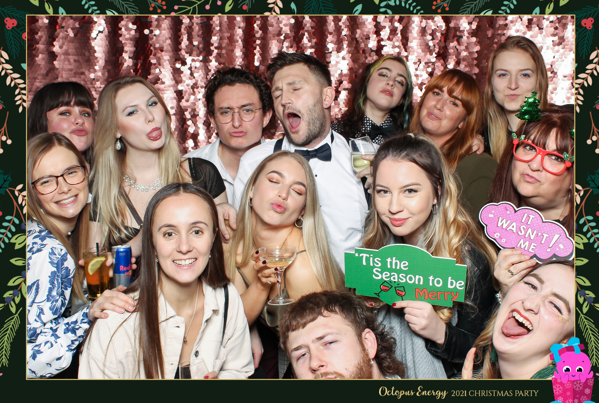 Octopus Energy Christmas Party 2021 | View more photos from the event at gallery.freshbooths.com/u/FreshBooths/Octopus-Energy-Christmas-Party-2021
