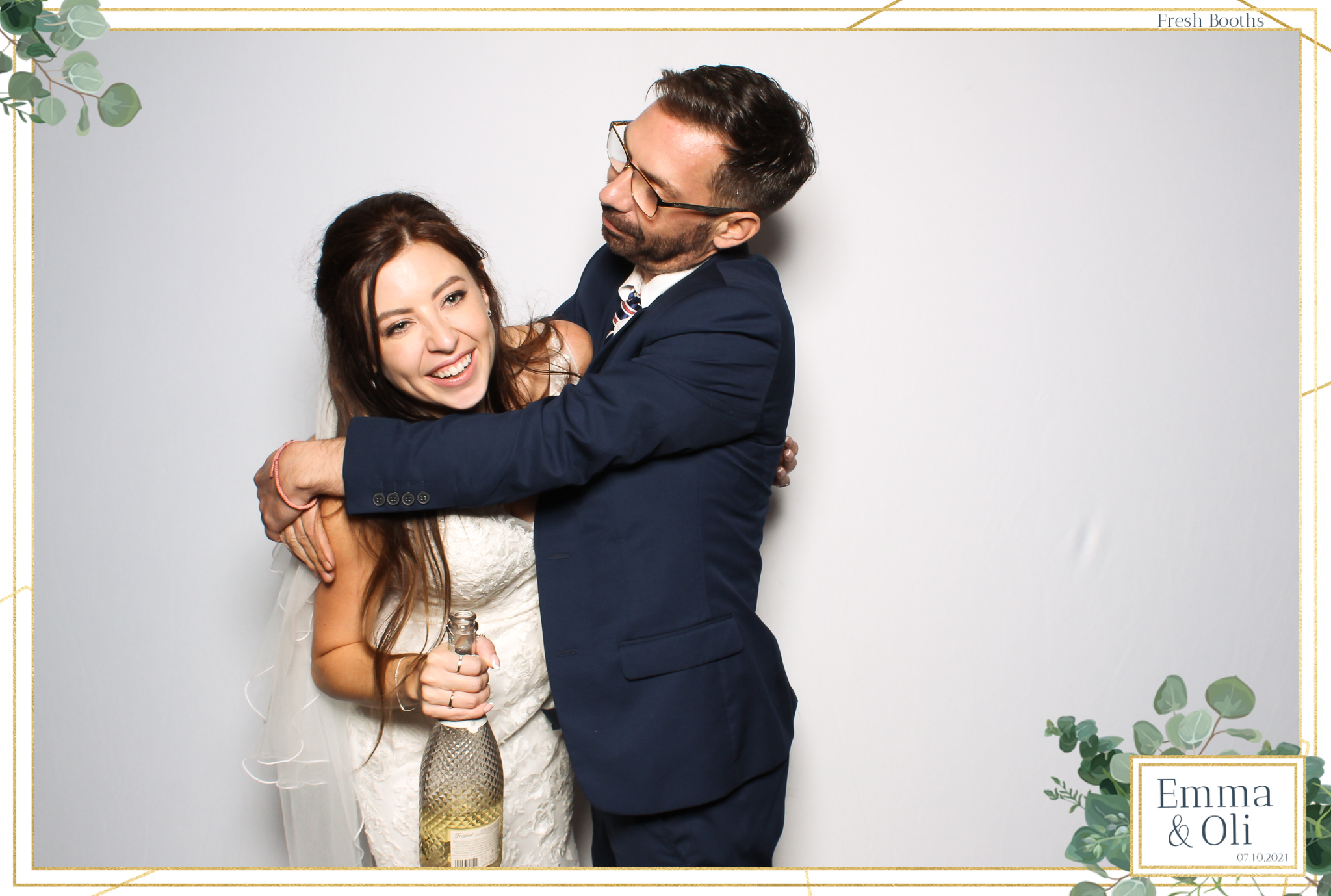 Oli & Emma Wedding - Classic Open Booth | View more photos from the event at gallery.freshbooths.com/u/FreshBooths/Oli-Emma-Wedding-Classic-Open-Booth
