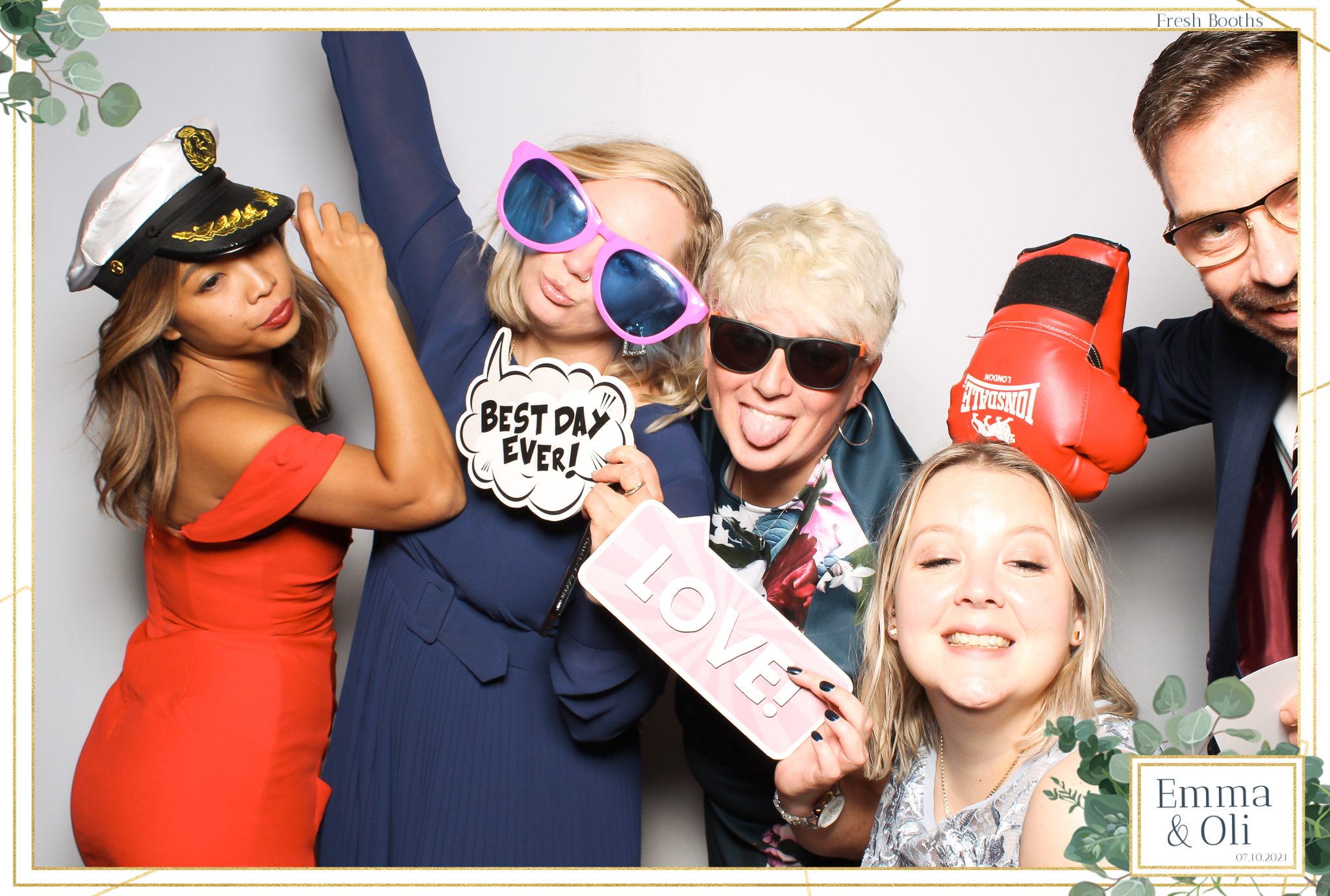 Oli & Emma Wedding - Classic Open Booth | View more photos from the event at gallery.freshbooths.com/u/FreshBooths/Oli-Emma-Wedding-Classic-Open-Booth