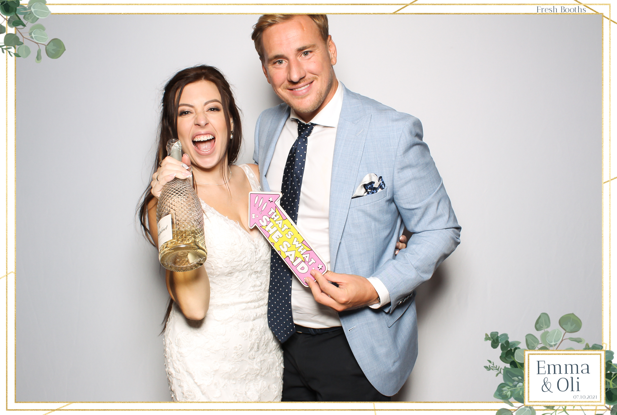 Oli & Emma Wedding - Classic Open Booth | View more photos from the event at gallery.freshbooths.com/u/FreshBooths/Oli-Emma-Wedding-Classic-Open-Booth