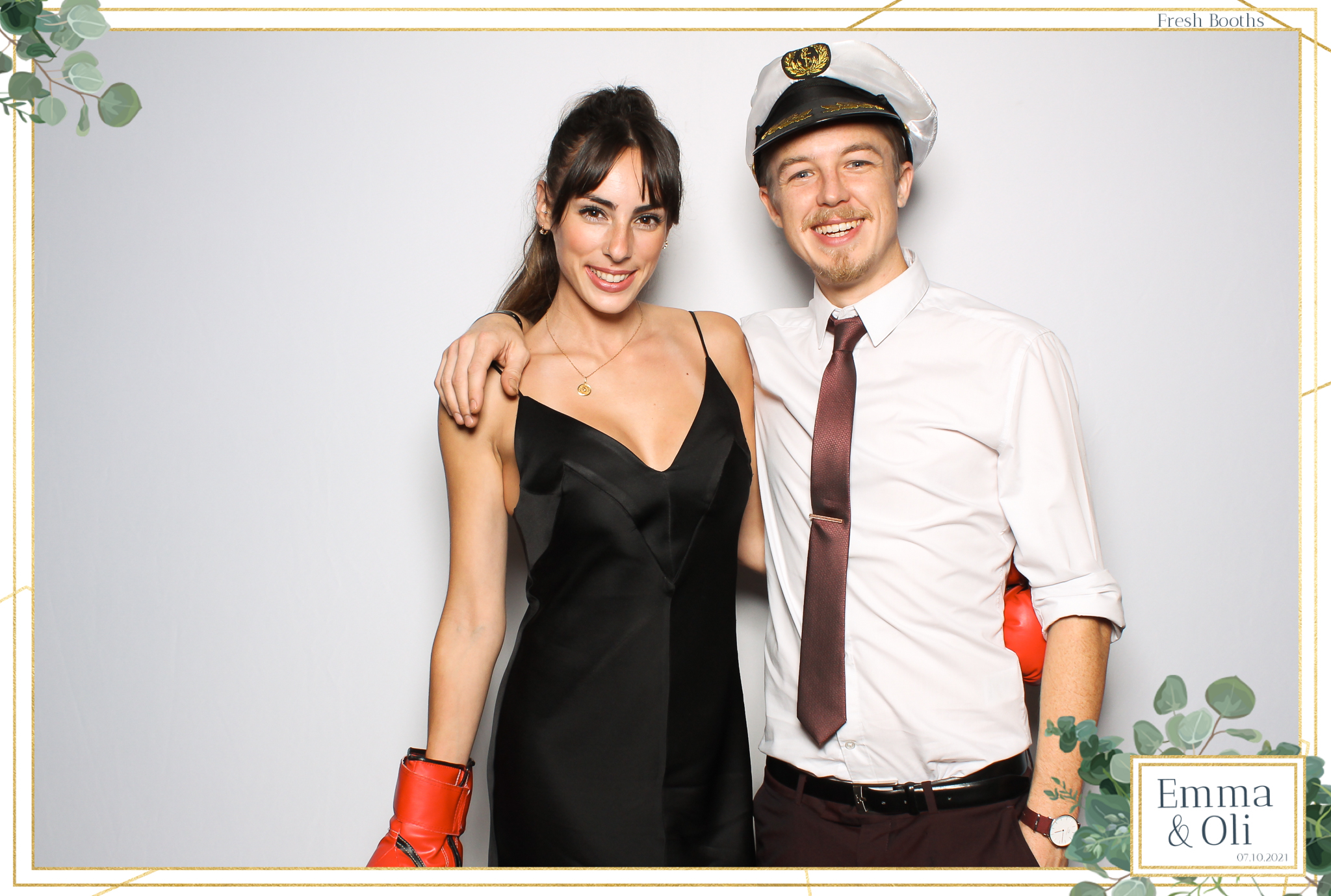 Oli & Emma Wedding - Classic Open Booth | View more photos from the event at gallery.freshbooths.com/u/FreshBooths/Oli-Emma-Wedding-Classic-Open-Booth