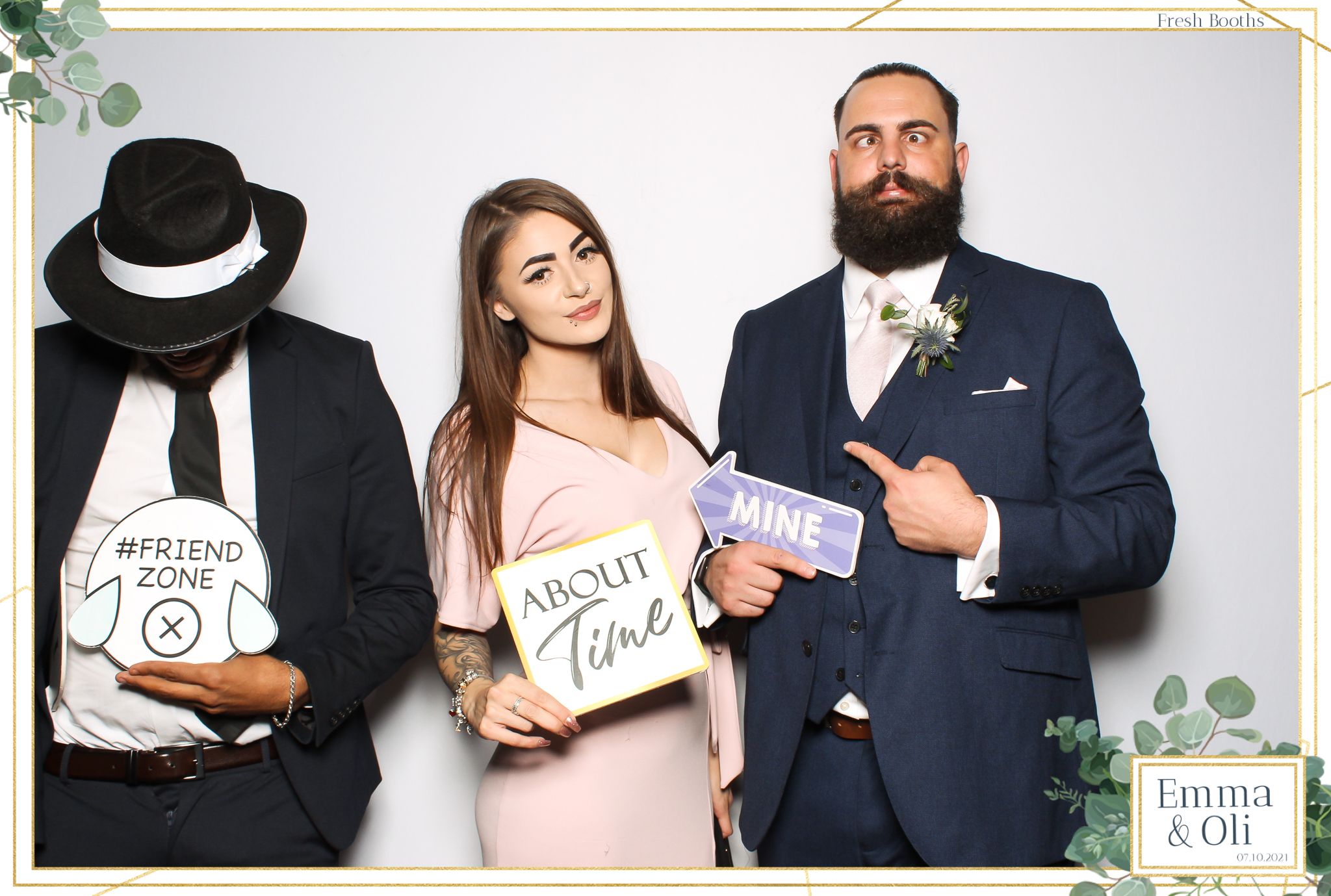 Oli & Emma Wedding - Classic Open Booth | View more photos from the event at gallery.freshbooths.com/u/FreshBooths/Oli-Emma-Wedding-Classic-Open-Booth
