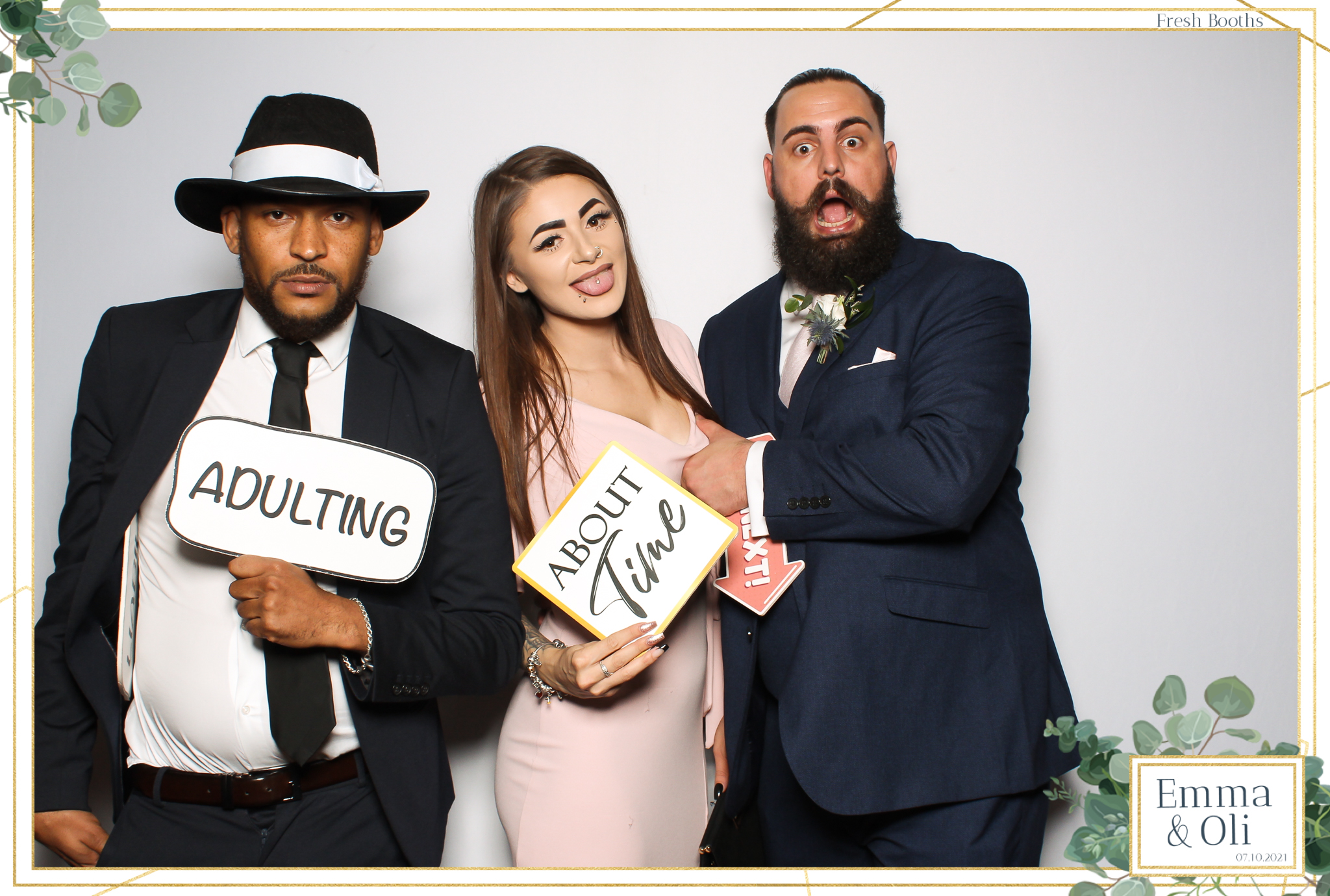 Oli & Emma Wedding - Classic Open Booth | View more photos from the event at gallery.freshbooths.com/u/FreshBooths/Oli-Emma-Wedding-Classic-Open-Booth