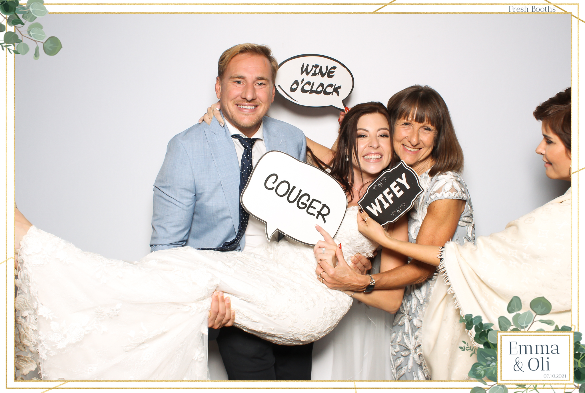 Oli & Emma Wedding - Classic Open Booth | View more photos from the event at gallery.freshbooths.com/u/FreshBooths/Oli-Emma-Wedding-Classic-Open-Booth