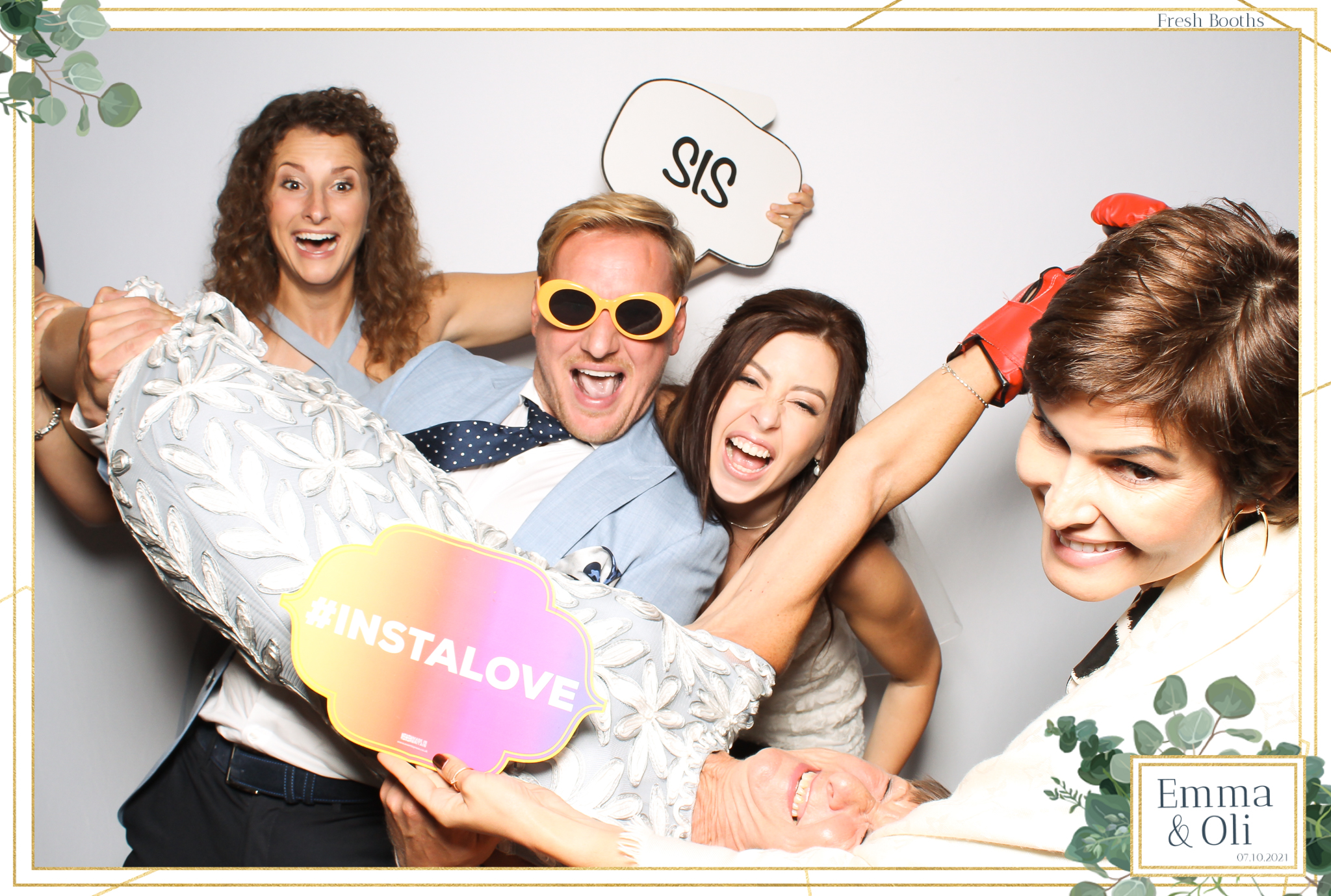 Oli & Emma Wedding - Classic Open Booth | View more photos from the event at gallery.freshbooths.com/u/FreshBooths/Oli-Emma-Wedding-Classic-Open-Booth