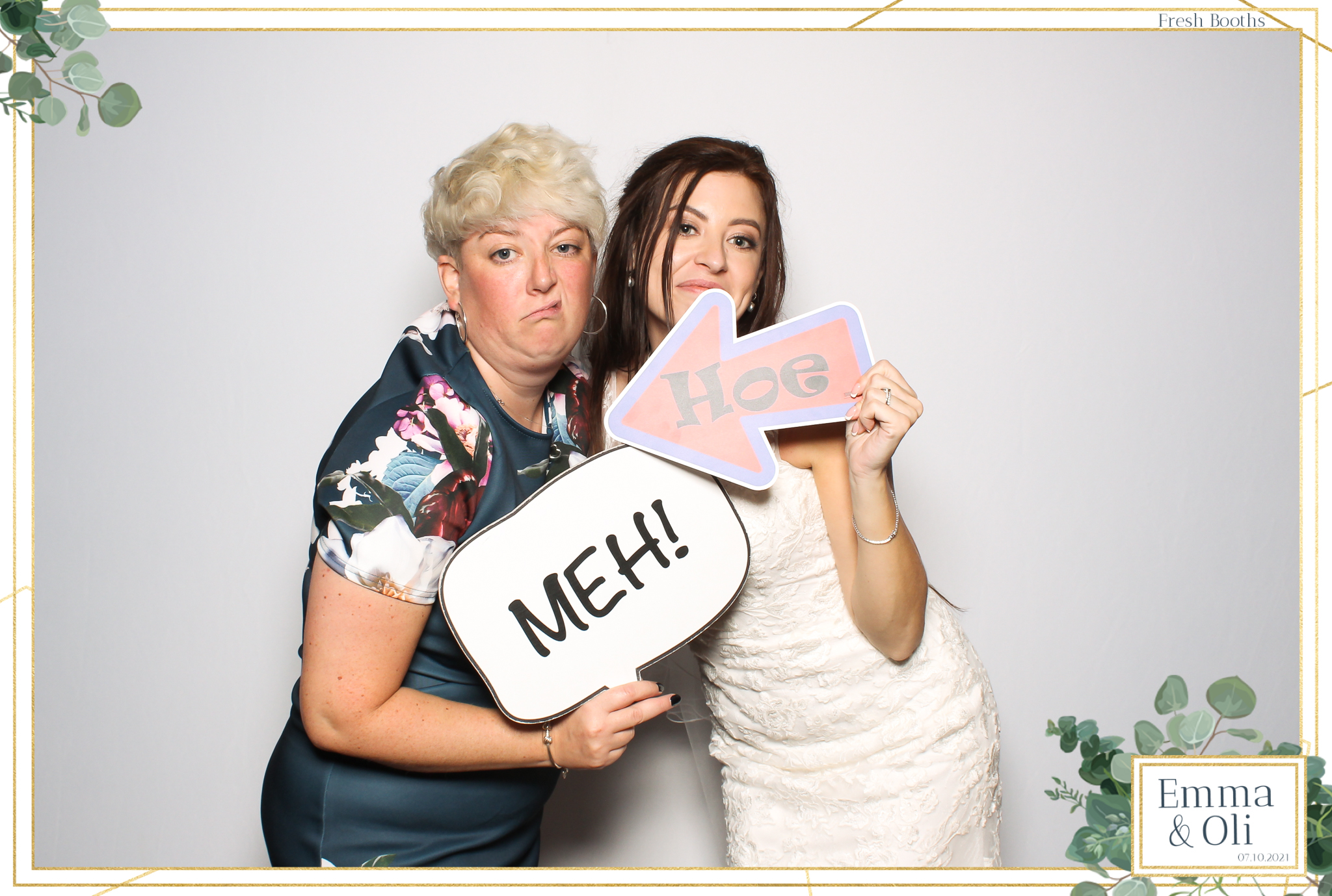 Oli & Emma Wedding - Classic Open Booth | View more photos from the event at gallery.freshbooths.com/u/FreshBooths/Oli-Emma-Wedding-Classic-Open-Booth