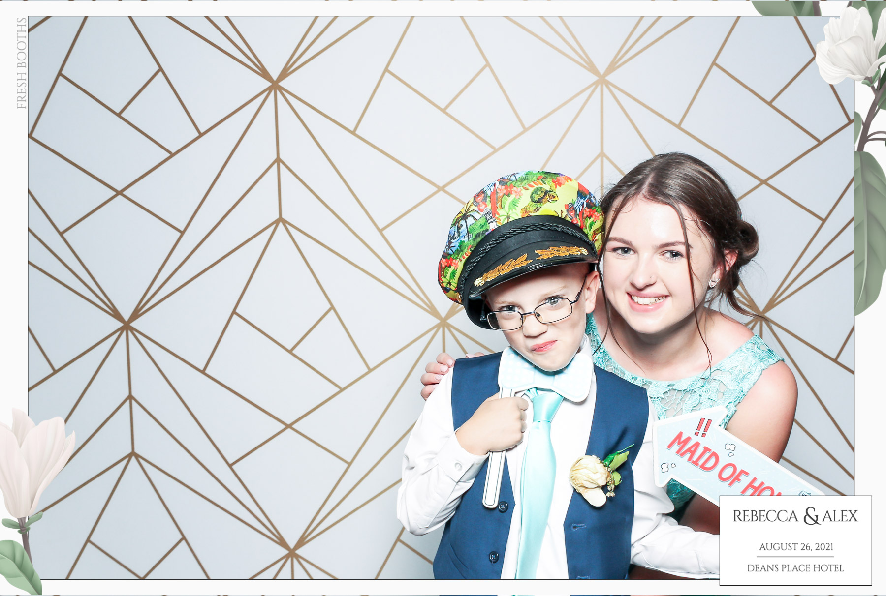 Rebecca & Alex - Classic Open Booth | View more photos from the event at gallery.freshbooths.com/u/FreshBooths/Rebecca-Alex-Classic-Open-Booth