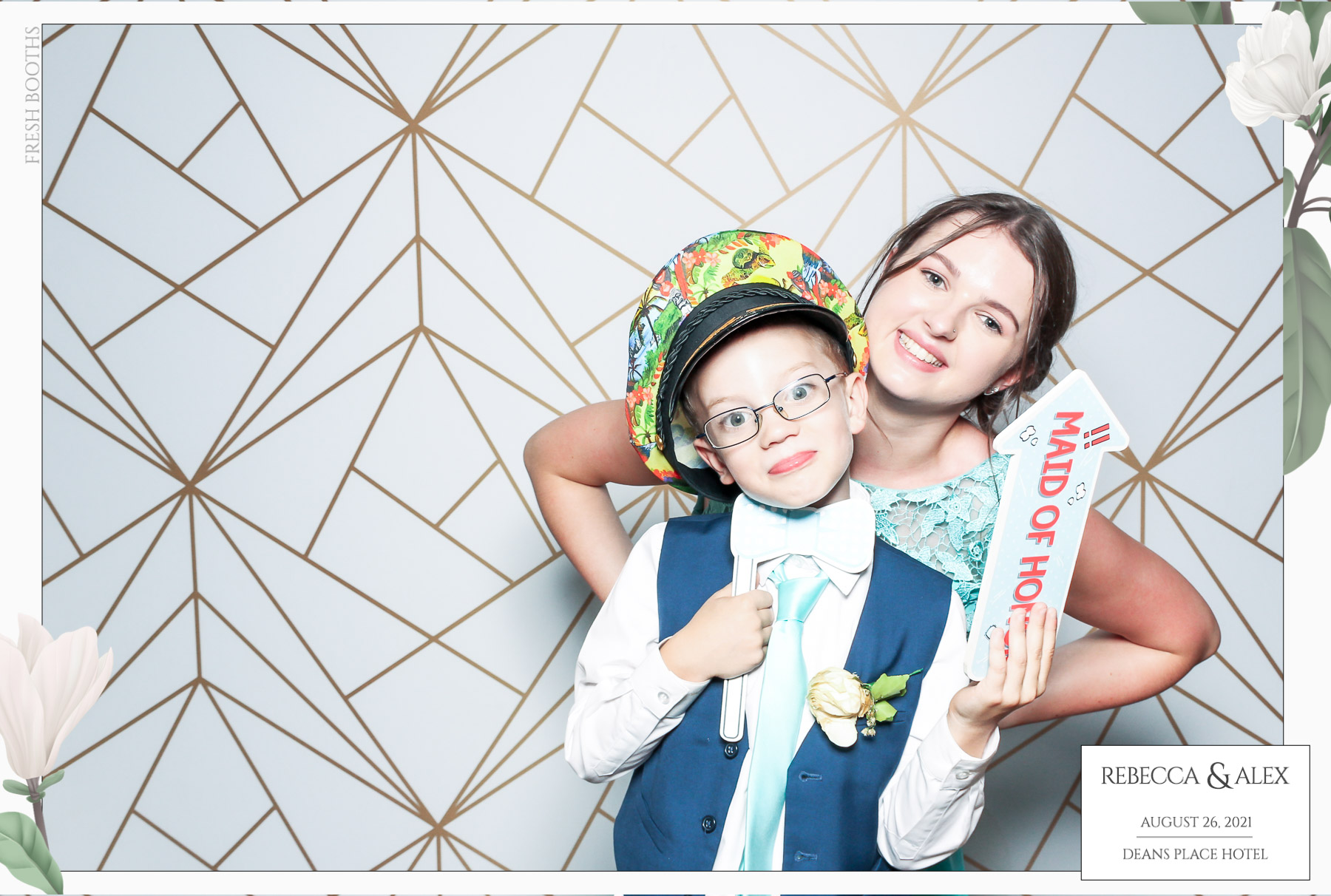 Rebecca & Alex - Classic Open Booth | View more photos from the event at gallery.freshbooths.com/u/FreshBooths/Rebecca-Alex-Classic-Open-Booth
