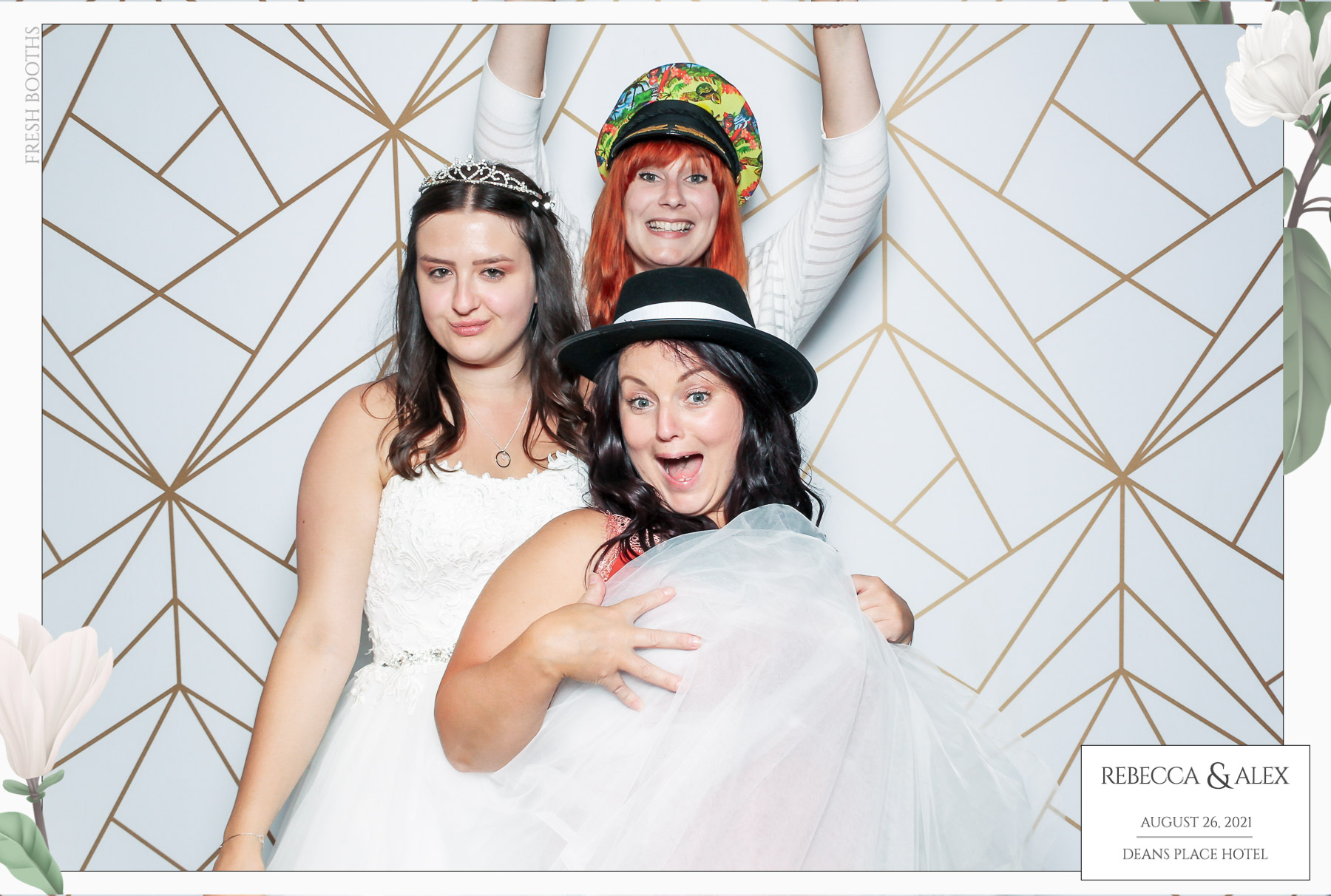 Rebecca & Alex - Classic Open Booth | View more photos from the event at gallery.freshbooths.com/u/FreshBooths/Rebecca-Alex-Classic-Open-Booth