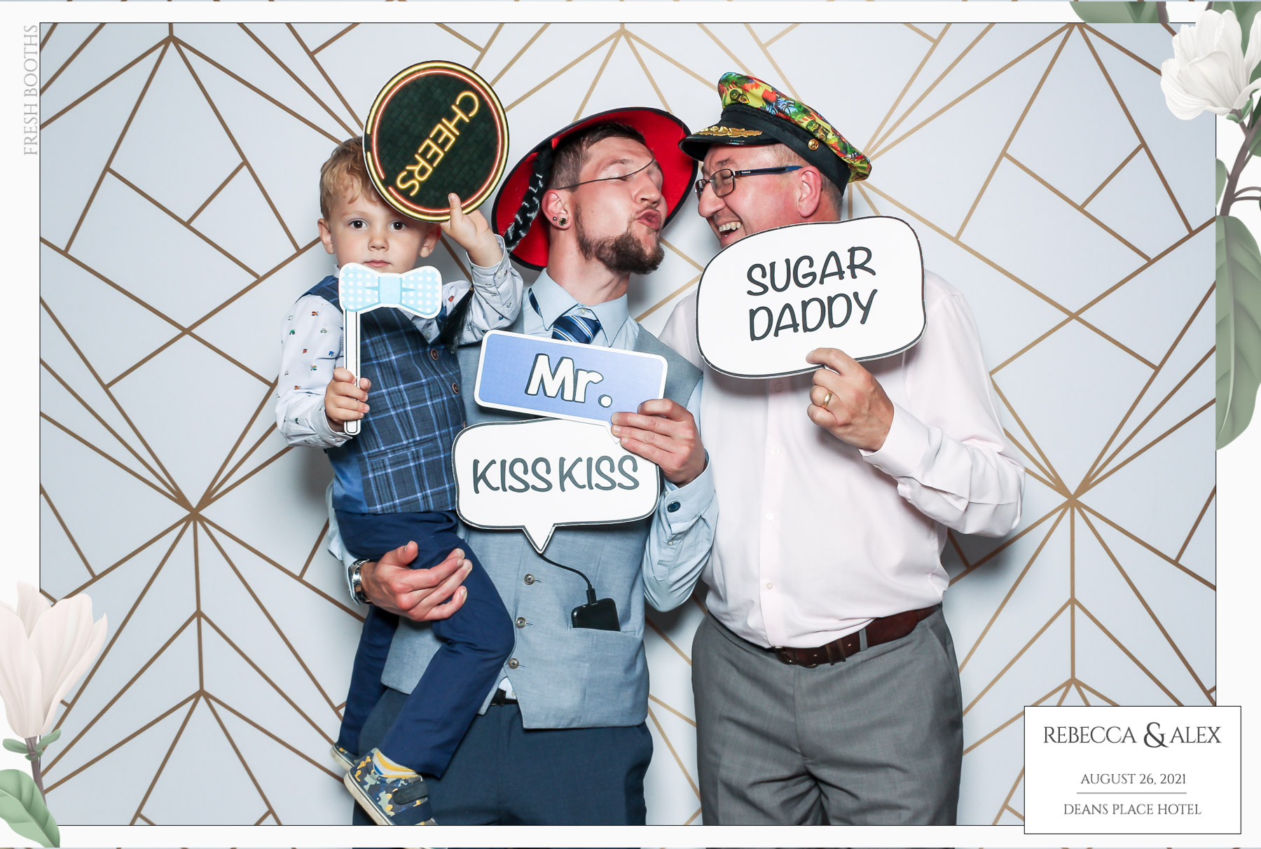Rebecca & Alex - Classic Open Booth | View more photos from the event at gallery.freshbooths.com/u/FreshBooths/Rebecca-Alex-Classic-Open-Booth