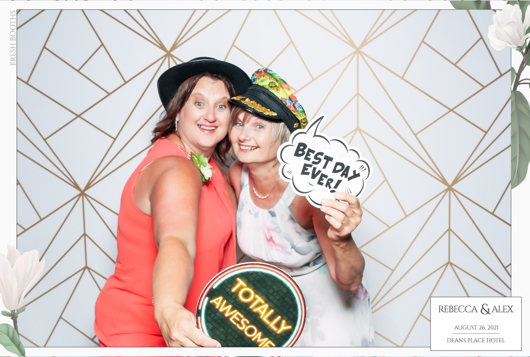 Rebecca & Alex - Classic Open Booth | View more photos from the event at gallery.freshbooths.com/u/FreshBooths/Rebecca-Alex-Classic-Open-Booth