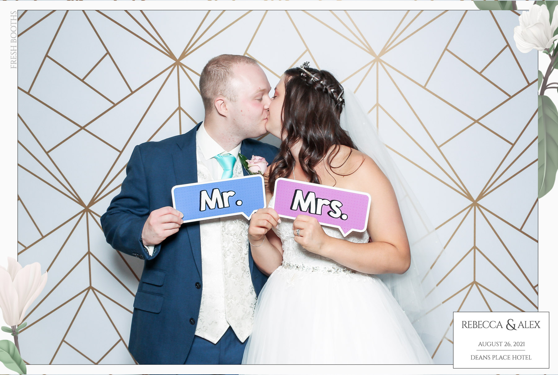 Rebecca & Alex - Classic Open Booth | View more photos from the event at gallery.freshbooths.com/u/FreshBooths/Rebecca-Alex-Classic-Open-Booth
