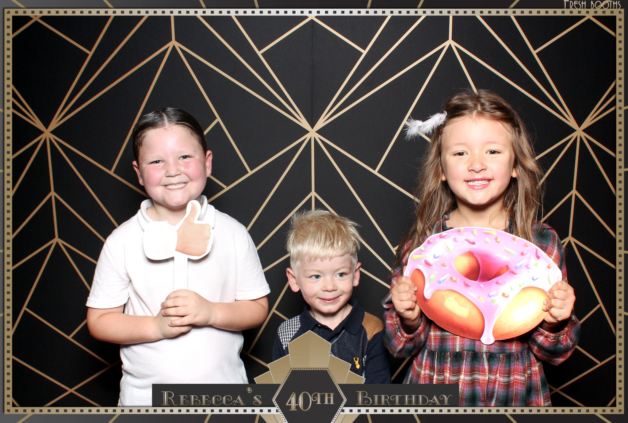Rebecca's 40th - Classic Open Booth | View more photos from the event at gallery.freshbooths.com/u/FreshBooths/Rebeccas-40th-Classic-Open-Booth