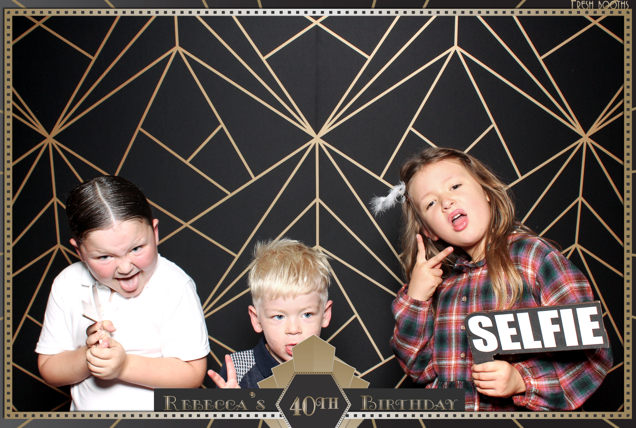Rebecca's 40th - Classic Open Booth | View more photos from the event at gallery.freshbooths.com/u/FreshBooths/Rebeccas-40th-Classic-Open-Booth