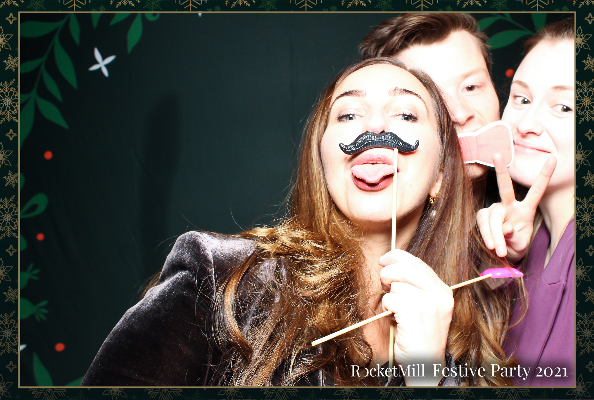 RocketMill Christmas Party 2021 | View more photos from the event at gallery.freshbooths.com/u/FreshBooths/RocketMill-Christmas-Party-2021