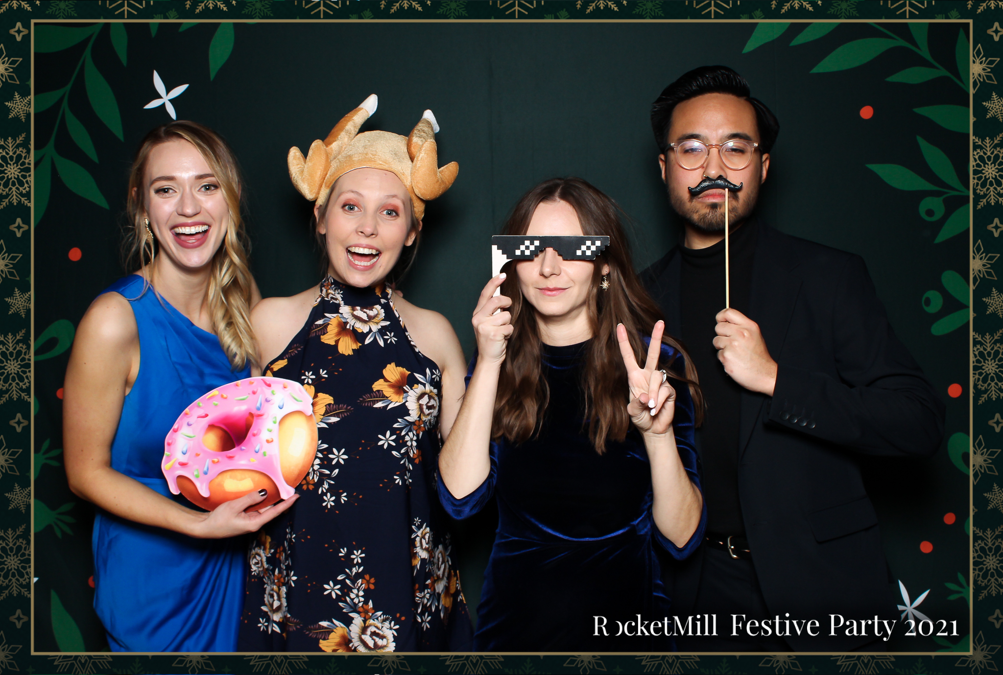 RocketMill Christmas Party 2021 | View more photos from the event at gallery.freshbooths.com/u/FreshBooths/RocketMill-Christmas-Party-2021