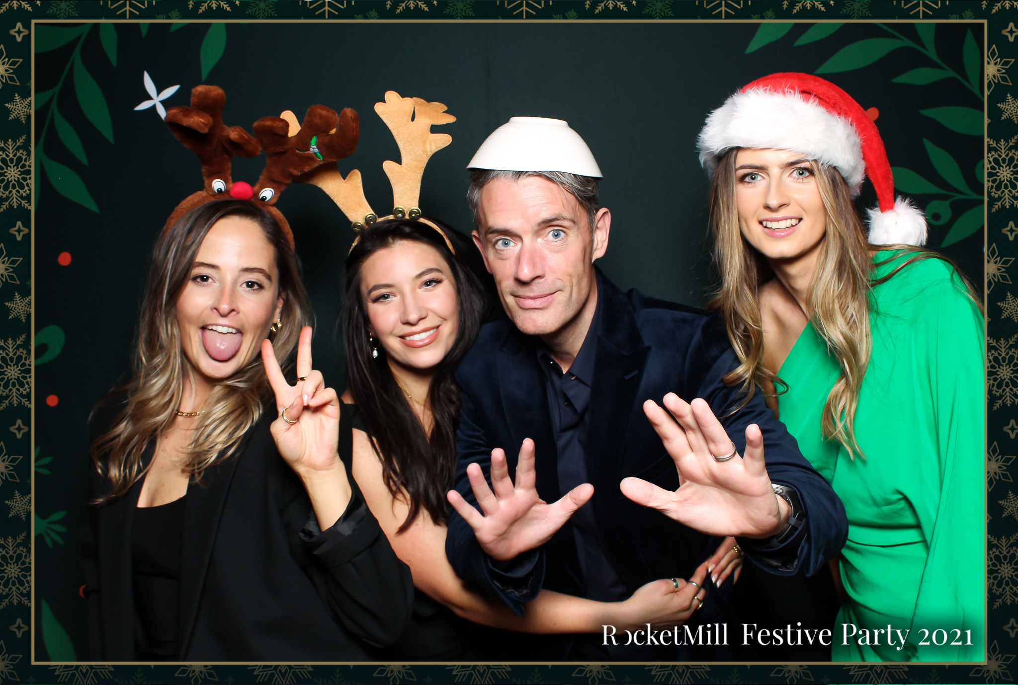 RocketMill Christmas Party 2021 | View more photos from the event at gallery.freshbooths.com/u/FreshBooths/RocketMill-Christmas-Party-2021