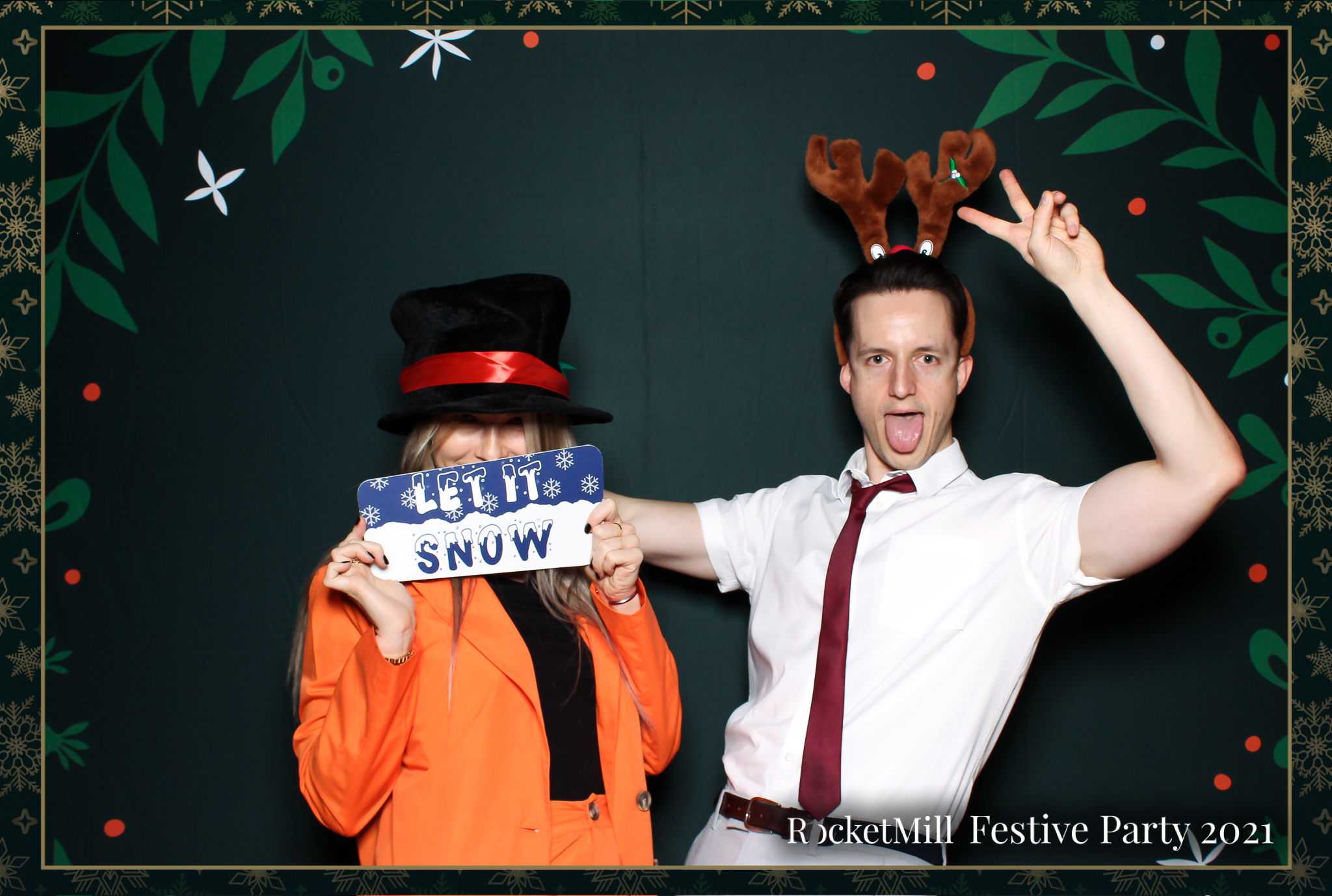 RocketMill Christmas Party 2021 | View more photos from the event at gallery.freshbooths.com/u/FreshBooths/RocketMill-Christmas-Party-2021