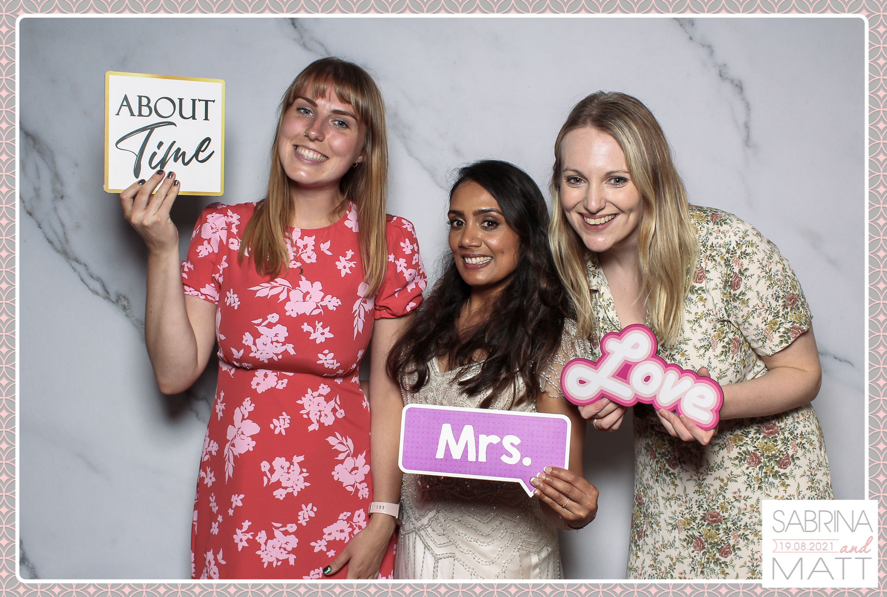 Sabrina and Matt Wedding Party | View more photos from the event at gallery.freshbooths.com/u/FreshBooths/Sabrina-and-Matt-Wedding-Party