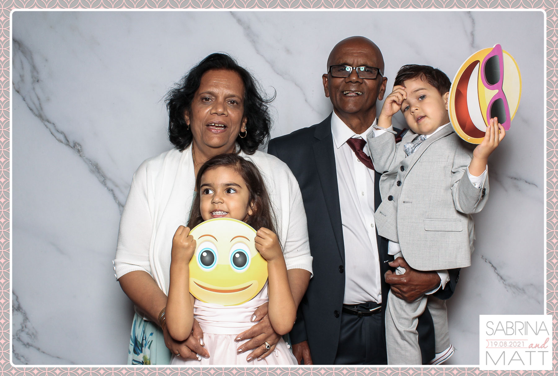 Sabrina and Matt Wedding Party | View more photos from the event at gallery.freshbooths.com/u/FreshBooths/Sabrina-and-Matt-Wedding-Party