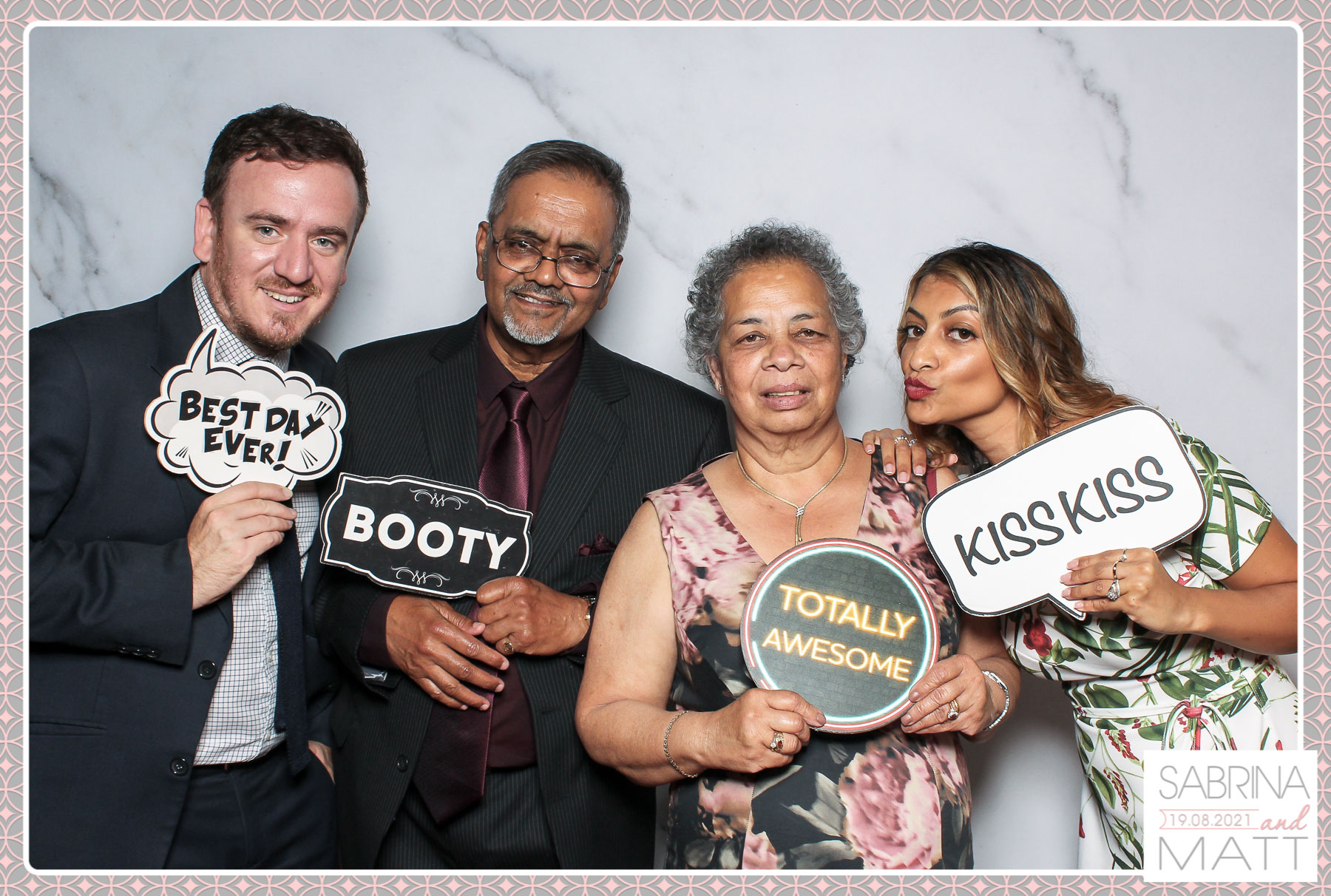 Sabrina and Matt Wedding Party | View more photos from the event at gallery.freshbooths.com/u/FreshBooths/Sabrina-and-Matt-Wedding-Party