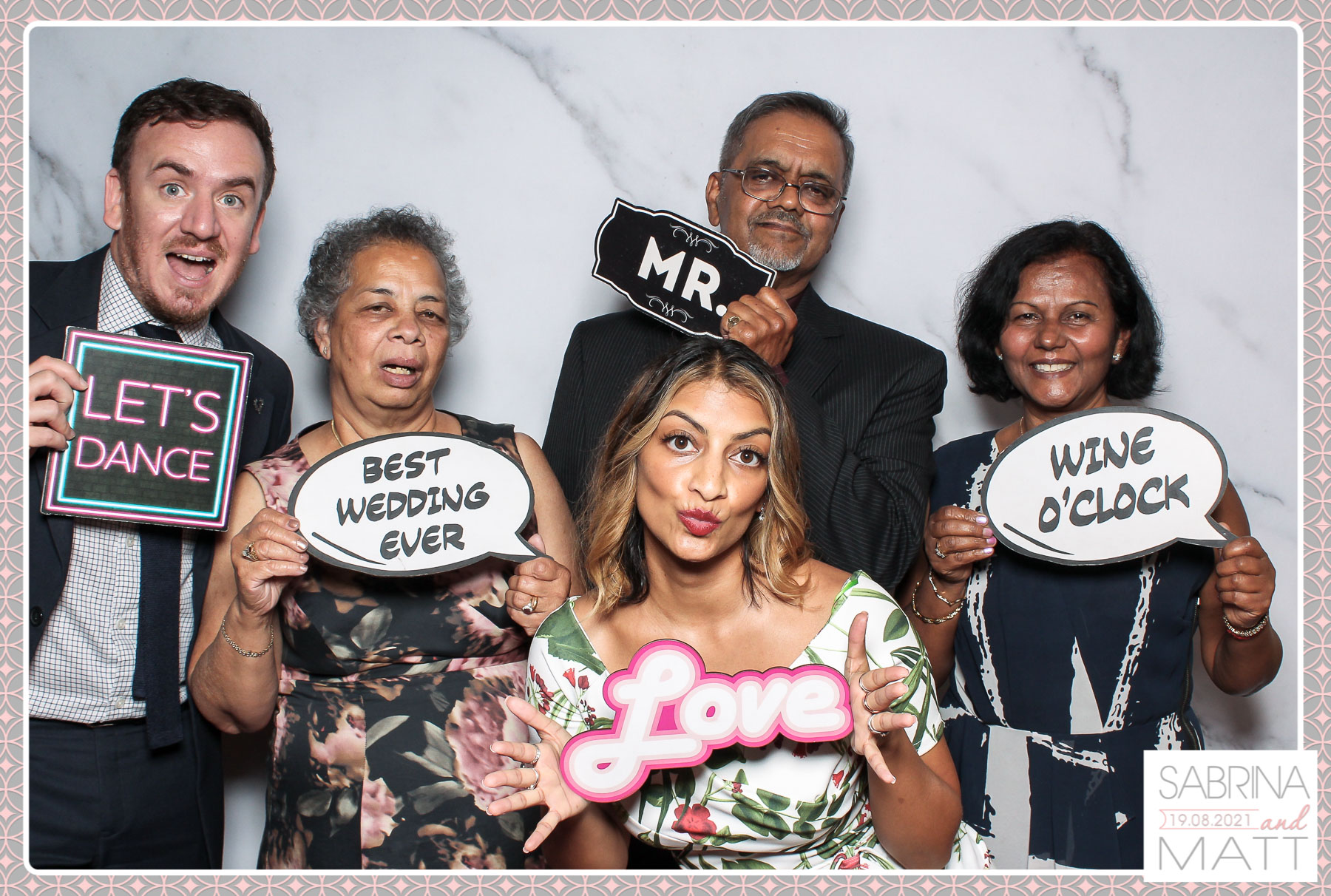 Sabrina and Matt Wedding Party | View more photos from the event at gallery.freshbooths.com/u/FreshBooths/Sabrina-and-Matt-Wedding-Party