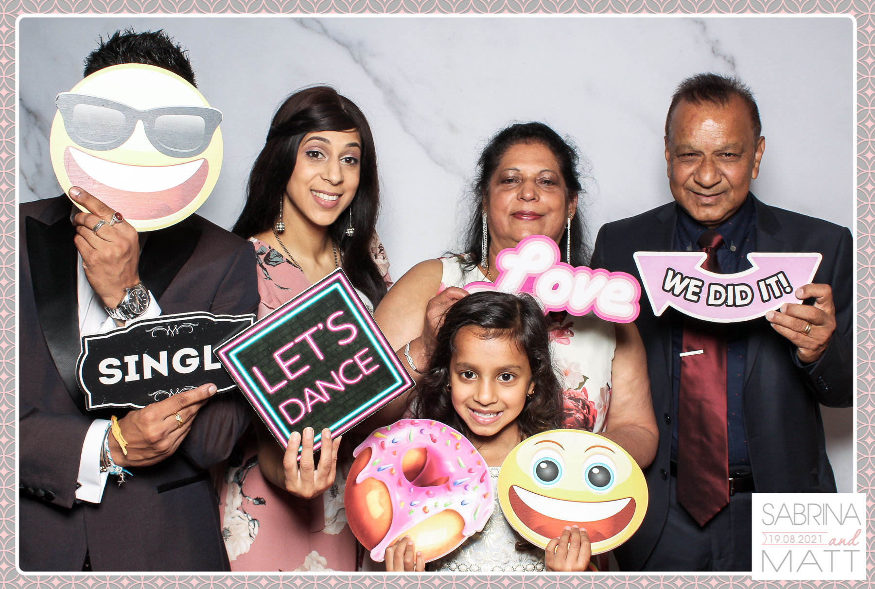Sabrina and Matt Wedding Party | View more photos from the event at gallery.freshbooths.com/u/FreshBooths/Sabrina-and-Matt-Wedding-Party
