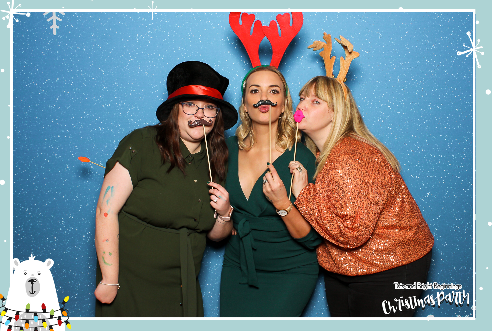 TOTS Christmas Party - Classic Open Booth | View more photos from the event at gallery.freshbooths.com/u/FreshBooths/TOTS-Christmas-Party-Classic-Open-Booth