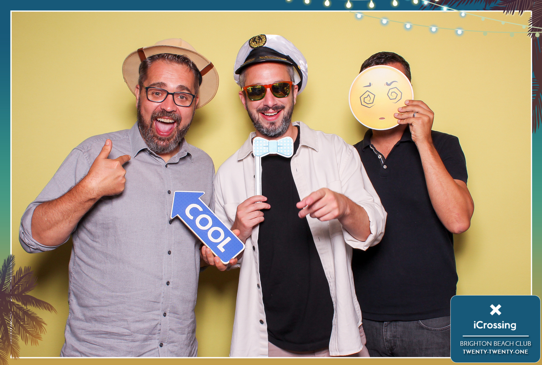 iCrossing Summer Party - Classic Open Booth | View more photos from the event at gallery.freshbooths.com/u/FreshBooths/iCrossing-Summer-Party-Classic-Open-Booth-0