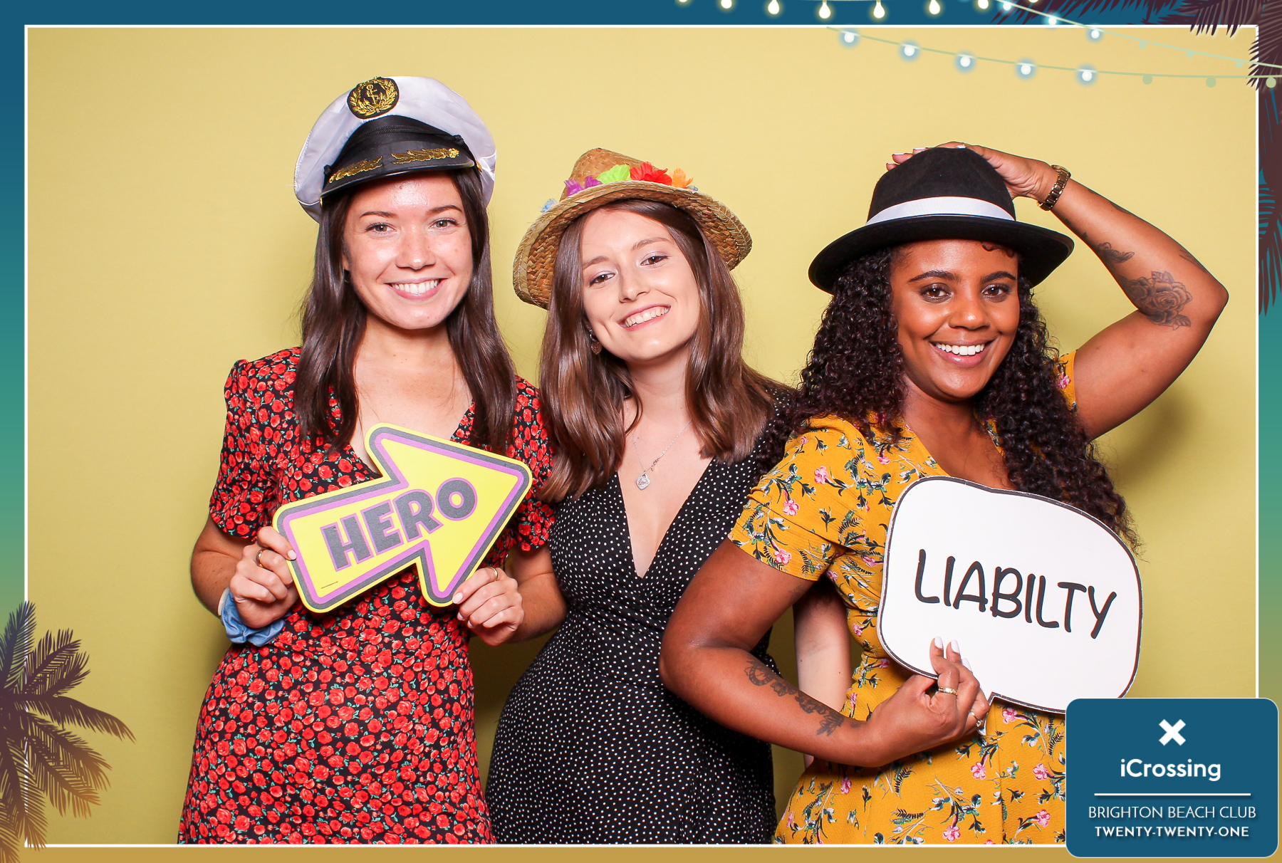 iCrossing Summer Party - Classic Open Booth | View more photos from the event at gallery.freshbooths.com/u/FreshBooths/iCrossing-Summer-Party-Classic-Open-Booth-0