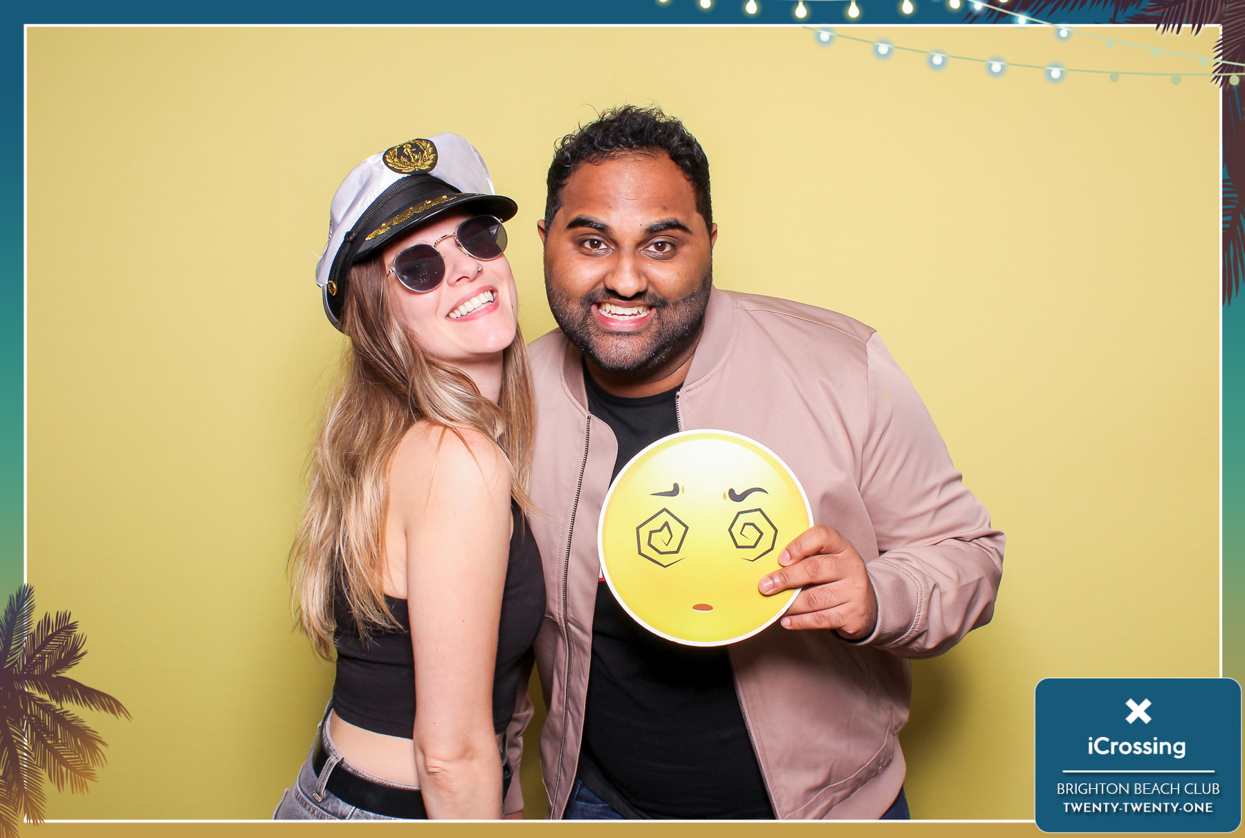 iCrossing Summer Party - Classic Open Booth | View more photos from the event at gallery.freshbooths.com/u/FreshBooths/iCrossing-Summer-Party-Classic-Open-Booth-0