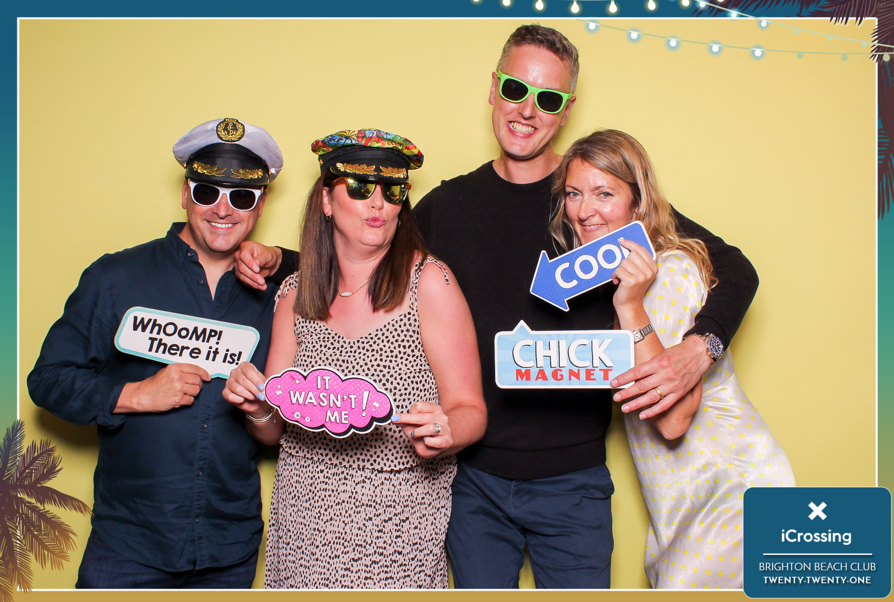 iCrossing Summer Party - Classic Open Booth | View more photos from the event at gallery.freshbooths.com/u/FreshBooths/iCrossing-Summer-Party-Classic-Open-Booth-0