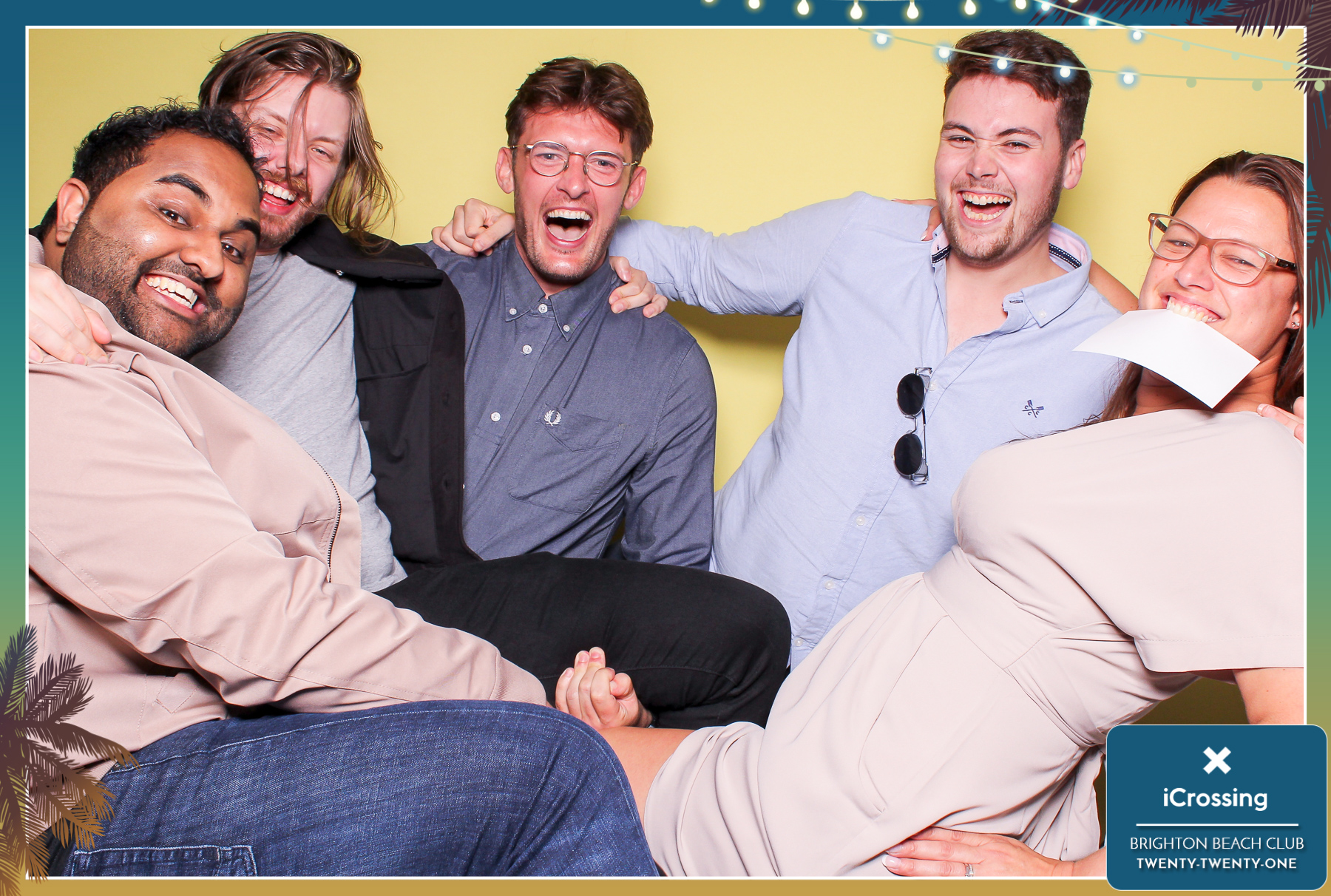 iCrossing Summer Party - Classic Open Booth | View more photos from the event at gallery.freshbooths.com/u/FreshBooths/iCrossing-Summer-Party-Classic-Open-Booth-0