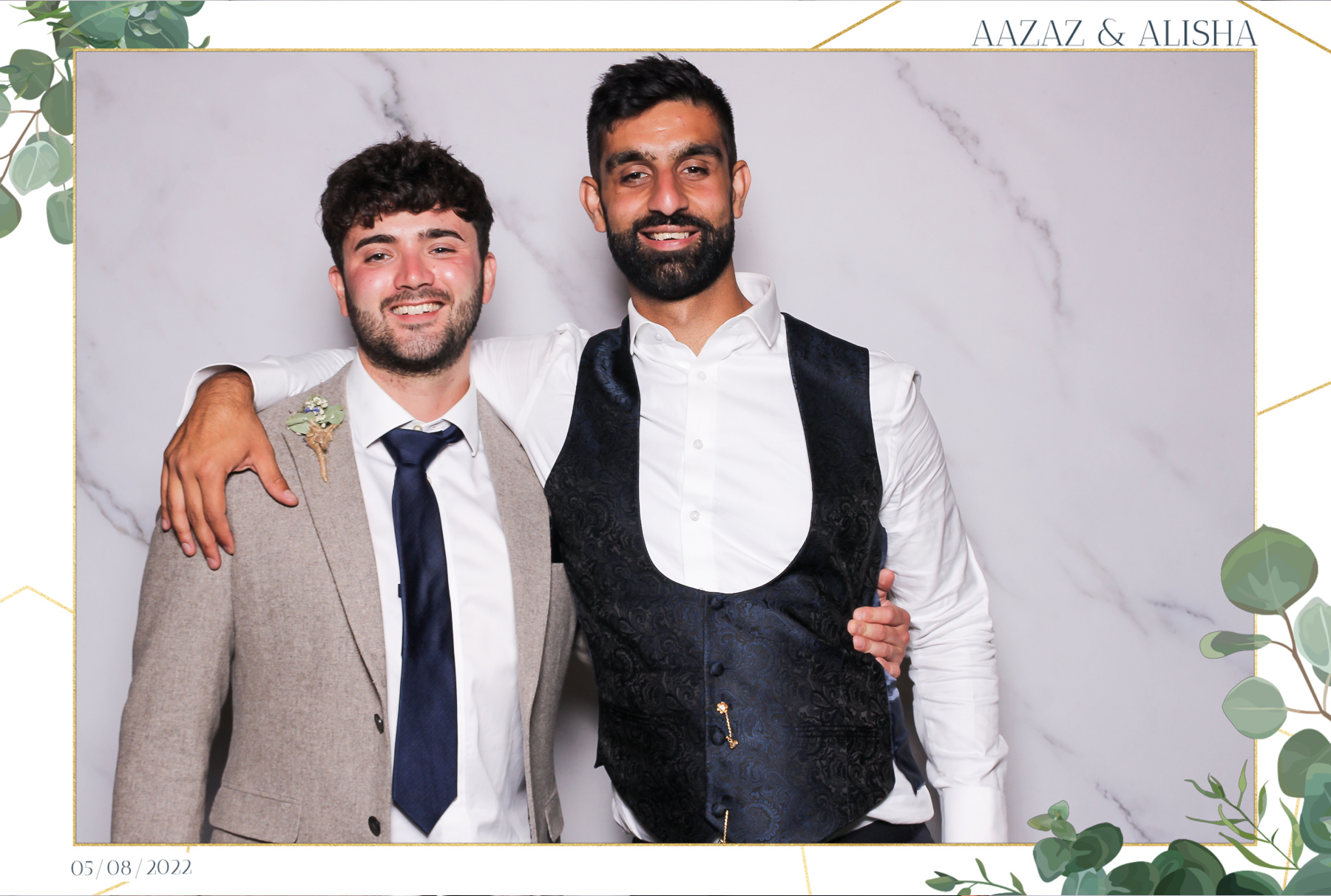 Aazaz & Alisha - Classic Open Booth | View more photos from the event at gallery.freshbooths.com/u/FreshBooths/Aazaz-Alisha-Classic-Open-Booth