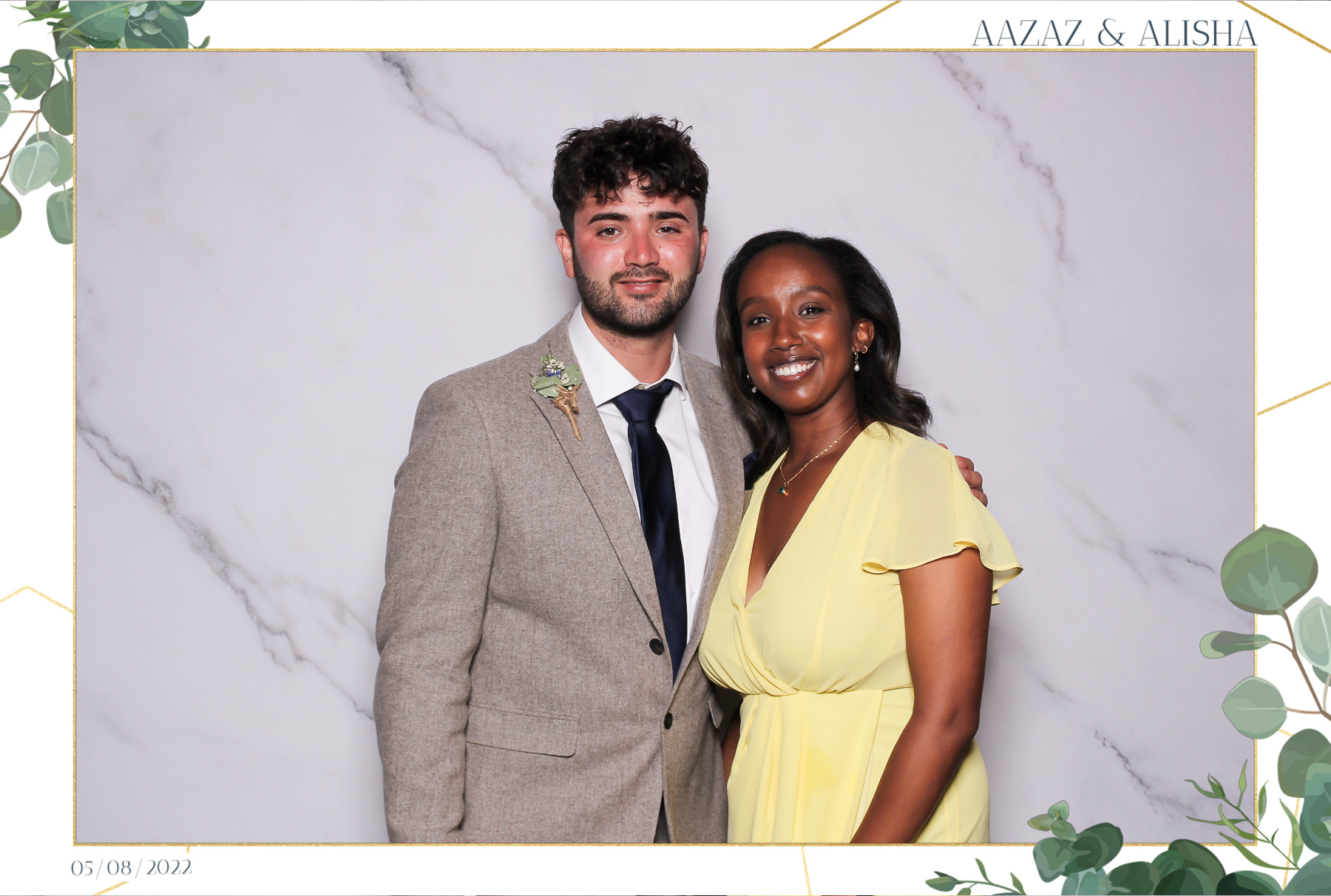 Aazaz & Alisha - Classic Open Booth | View more photos from the event at gallery.freshbooths.com/u/FreshBooths/Aazaz-Alisha-Classic-Open-Booth