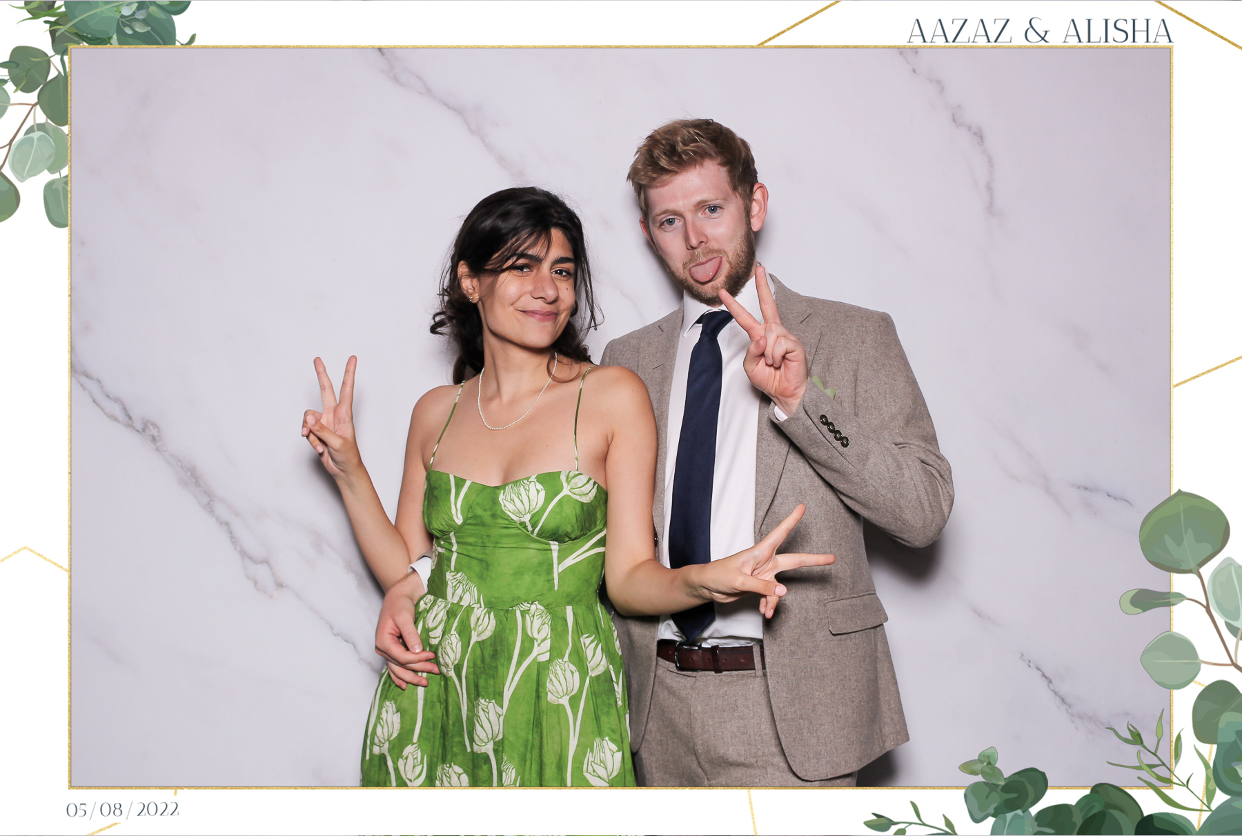 Aazaz & Alisha - Classic Open Booth | View more photos from the event at gallery.freshbooths.com/u/FreshBooths/Aazaz-Alisha-Classic-Open-Booth