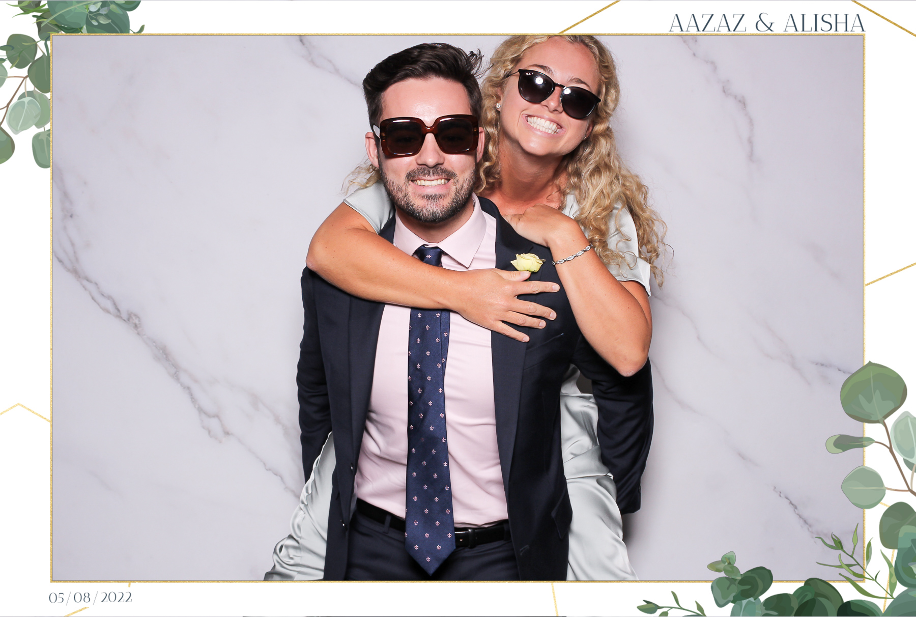 Aazaz & Alisha - Classic Open Booth | View more photos from the event at gallery.freshbooths.com/u/FreshBooths/Aazaz-Alisha-Classic-Open-Booth