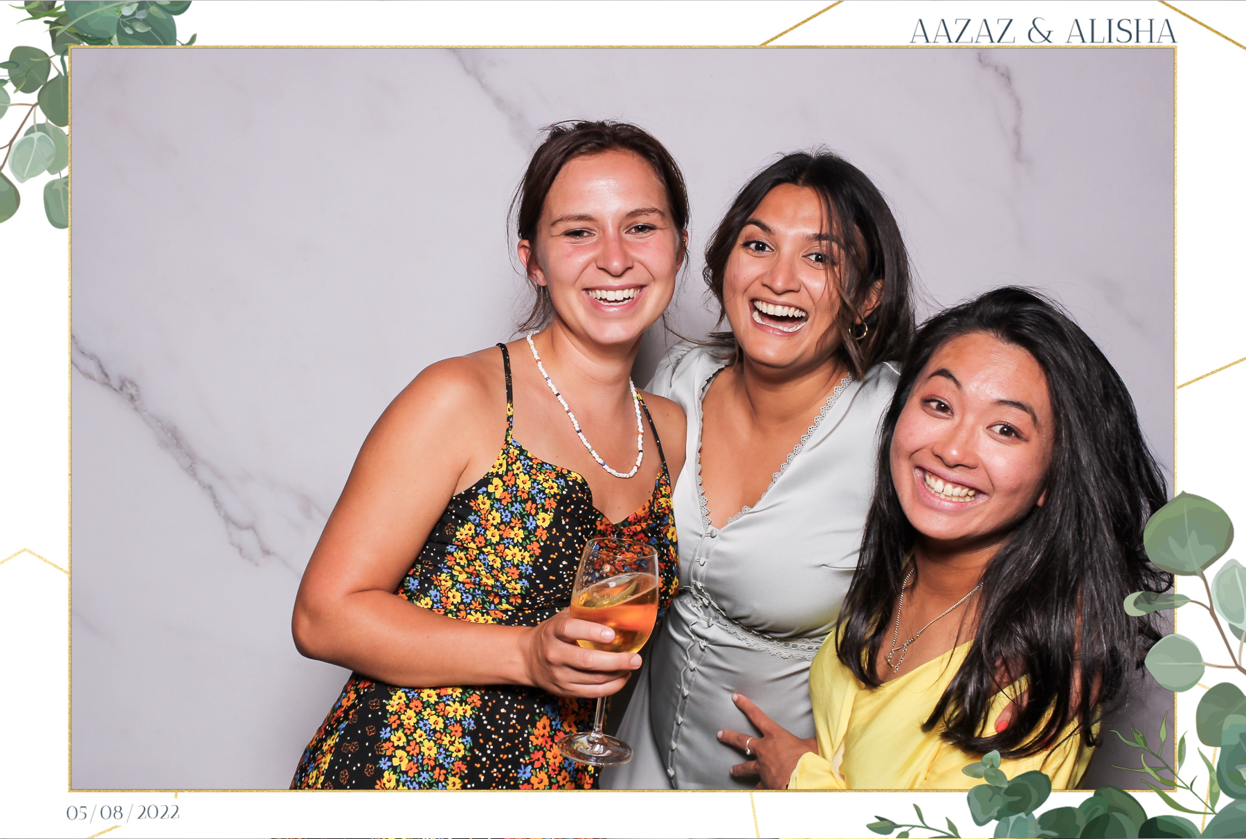 Aazaz & Alisha - Classic Open Booth | View more photos from the event at gallery.freshbooths.com/u/FreshBooths/Aazaz-Alisha-Classic-Open-Booth