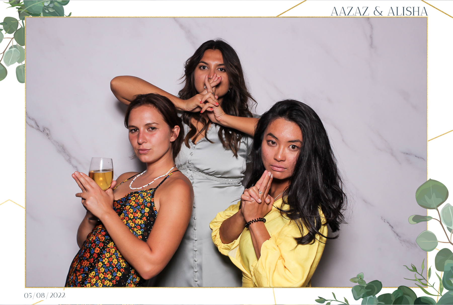Aazaz & Alisha - Classic Open Booth | View more photos from the event at gallery.freshbooths.com/u/FreshBooths/Aazaz-Alisha-Classic-Open-Booth
