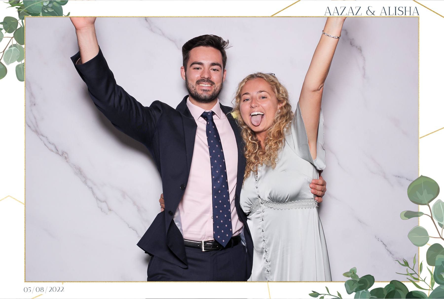 Aazaz & Alisha - Classic Open Booth | View more photos from the event at gallery.freshbooths.com/u/FreshBooths/Aazaz-Alisha-Classic-Open-Booth