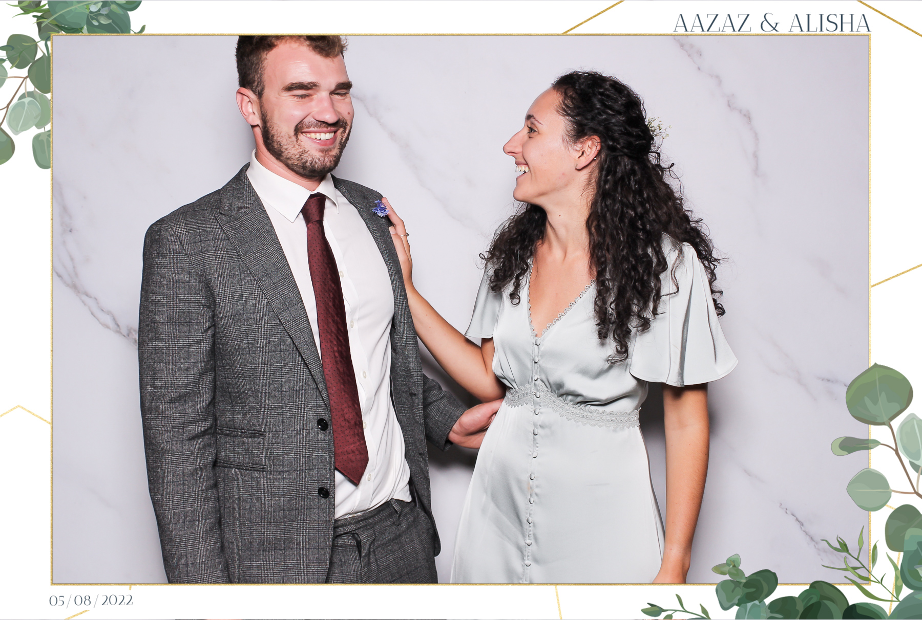 Aazaz & Alisha - Classic Open Booth | View more photos from the event at gallery.freshbooths.com/u/FreshBooths/Aazaz-Alisha-Classic-Open-Booth