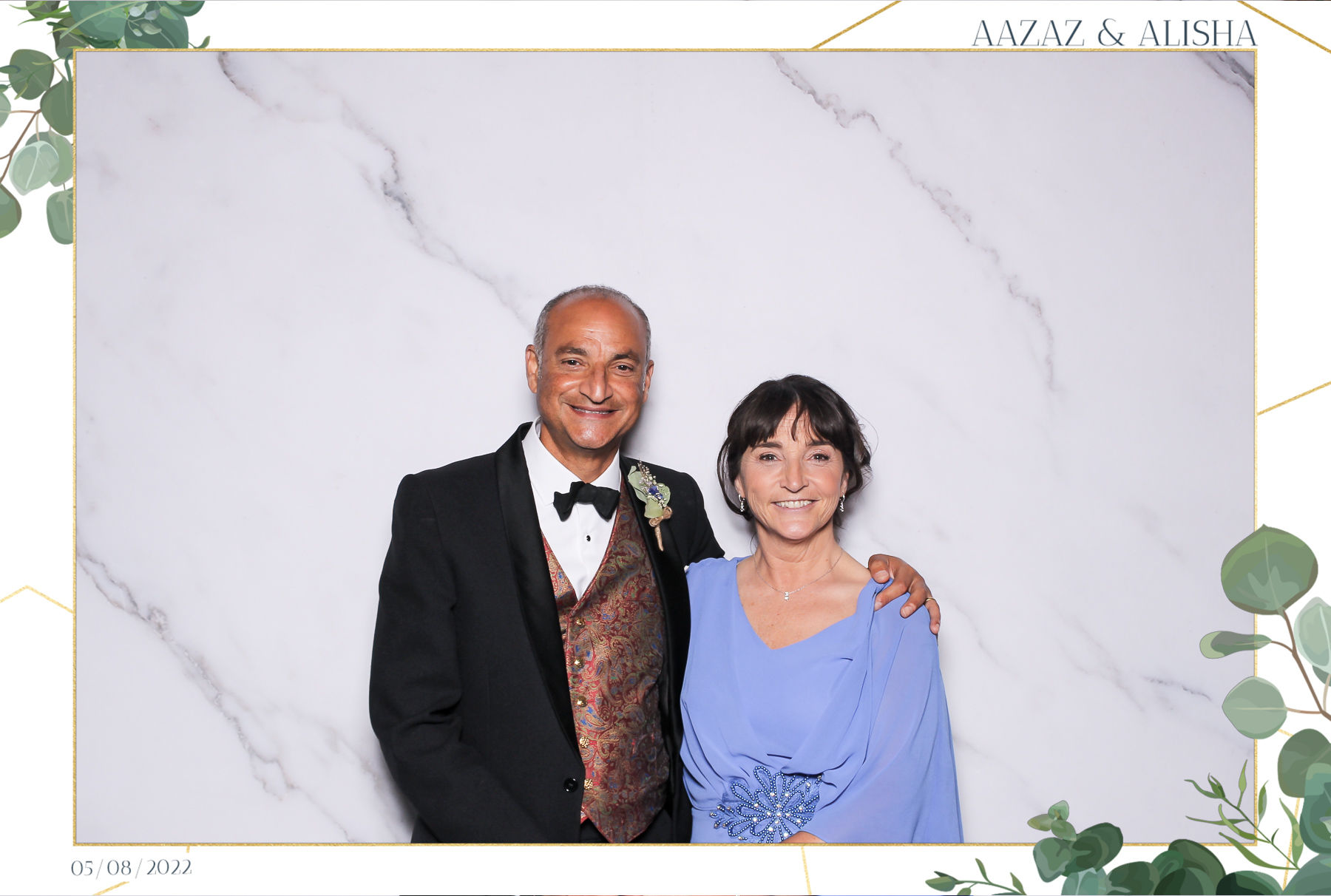 Aazaz & Alisha - Classic Open Booth | View more photos from the event at gallery.freshbooths.com/u/FreshBooths/Aazaz-Alisha-Classic-Open-Booth