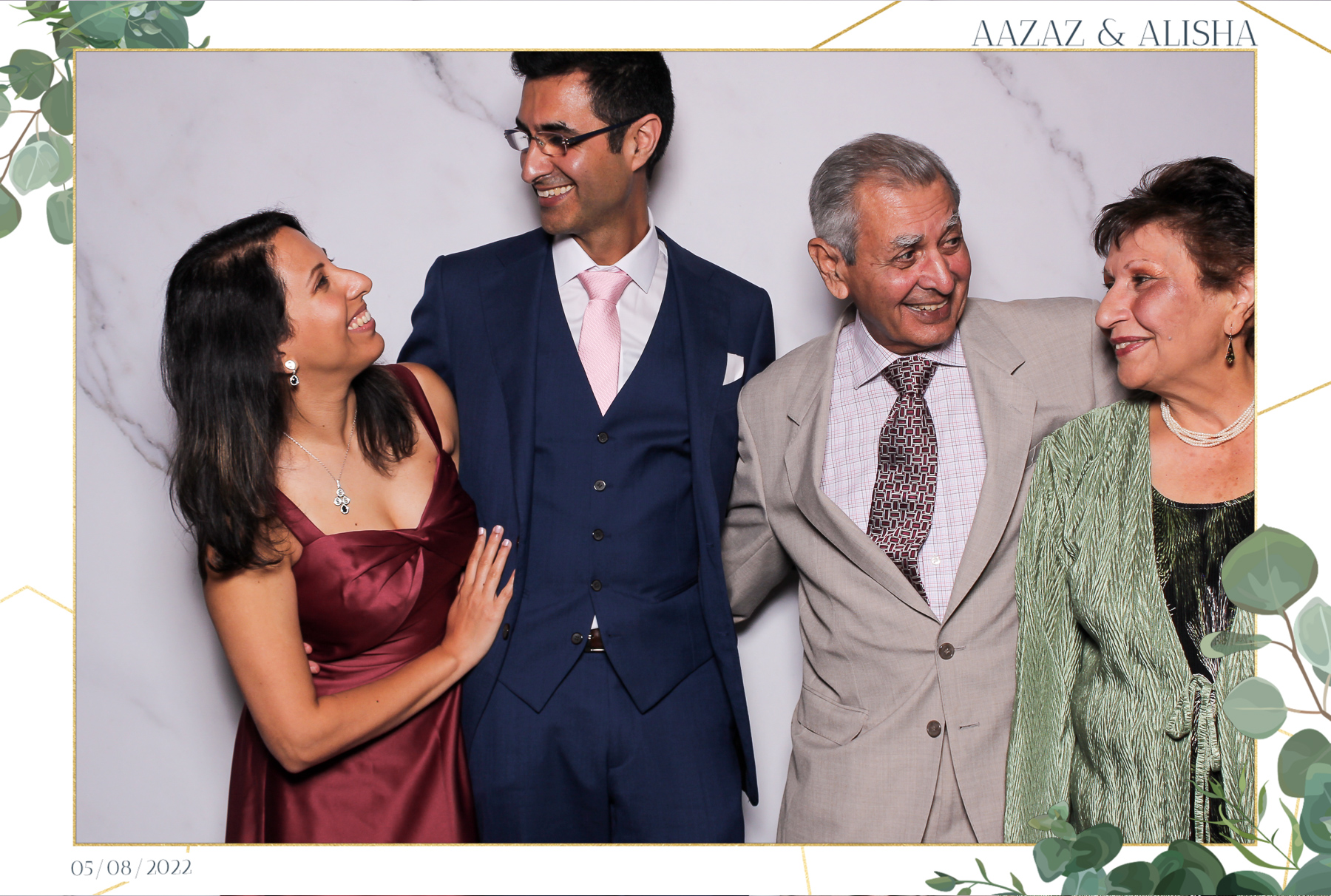 Aazaz & Alisha - Classic Open Booth | View more photos from the event at gallery.freshbooths.com/u/FreshBooths/Aazaz-Alisha-Classic-Open-Booth