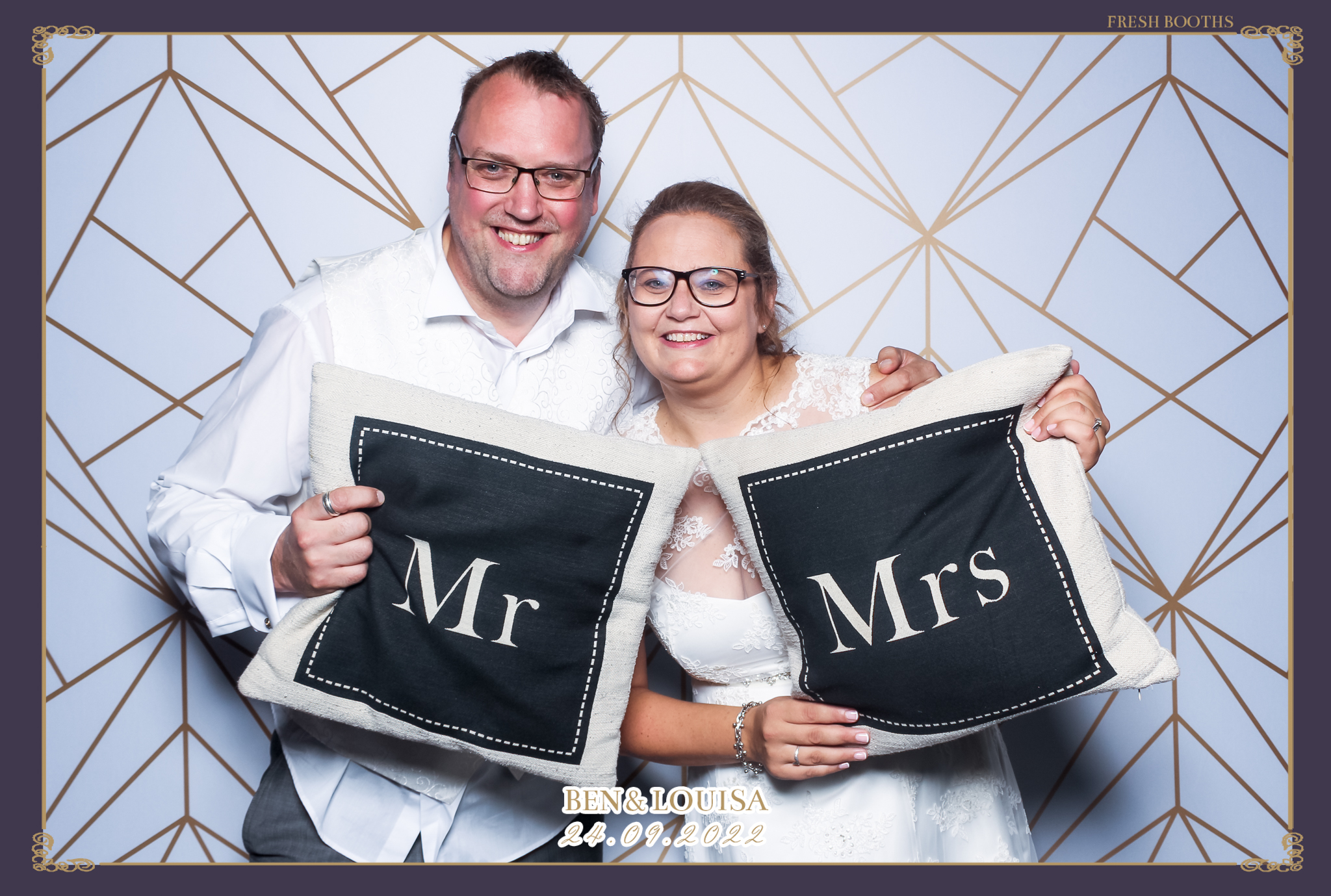 Ben & Louisa Wedding - Classic Open Booth | View more photos from the event at gallery.freshbooths.com/u/FreshBooths/Ben-Louisa-Wedding-Classic-Open-Booth