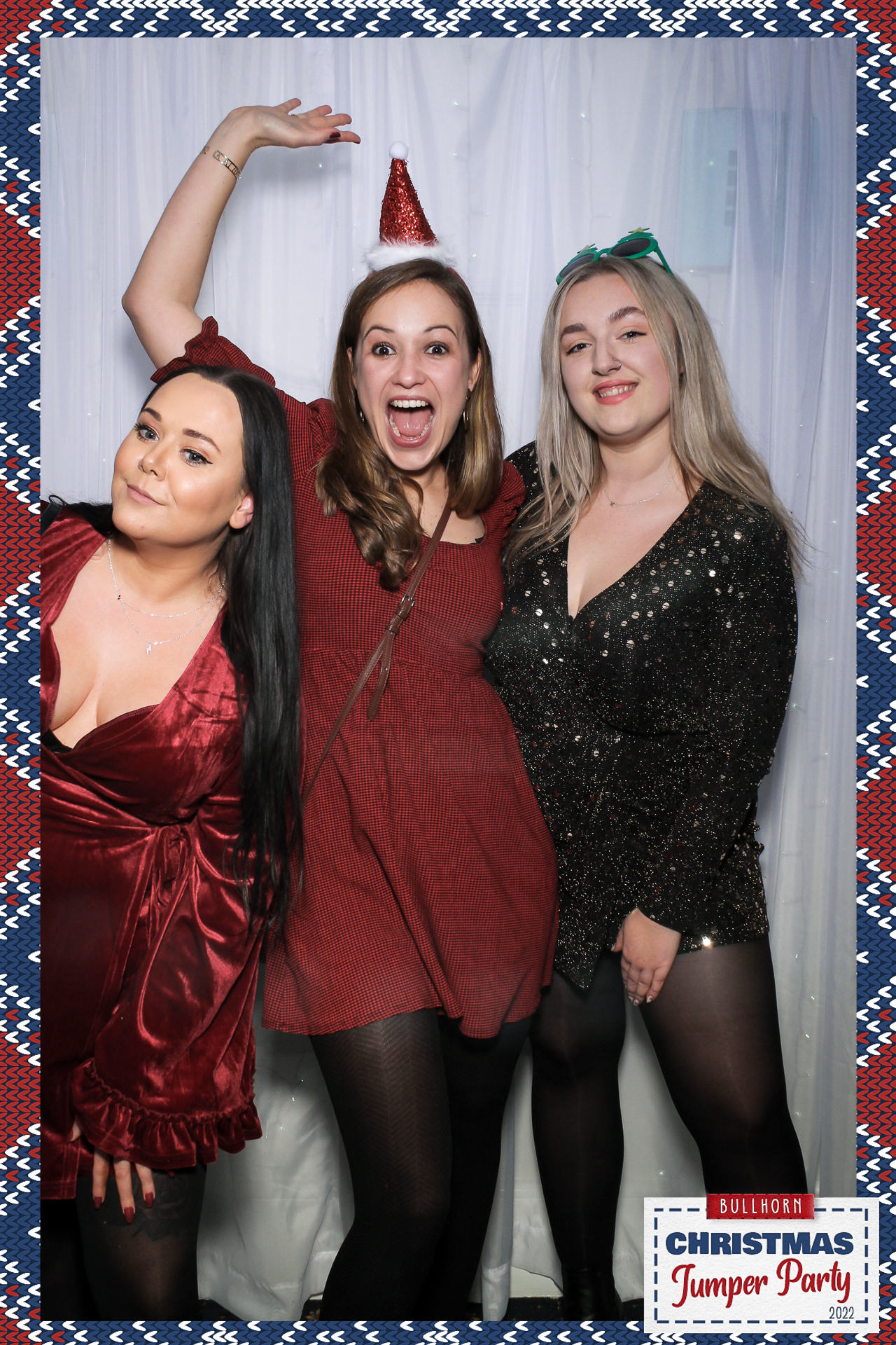 Bullhorn Xmas Party - Selfie Mirror | View more photos from the event at gallery.freshbooths.com/u/FreshBooths/Bullhorn-Xmas-Party-Selfie-Mirror