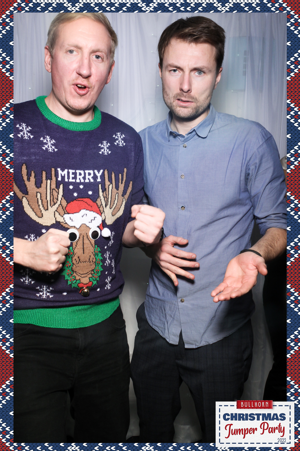 Bullhorn Xmas Party - Selfie Mirror | View more photos from the event at gallery.freshbooths.com/u/FreshBooths/Bullhorn-Xmas-Party-Selfie-Mirror