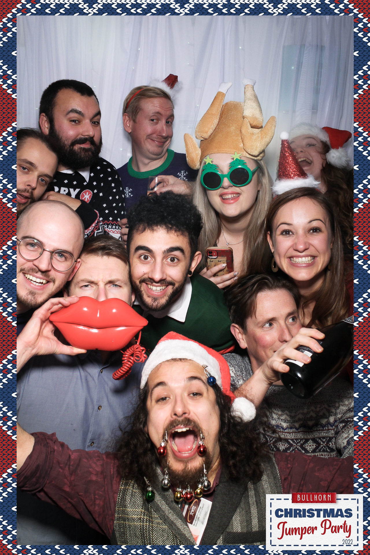 Bullhorn Xmas Party - Selfie Mirror | View more photos from the event at gallery.freshbooths.com/u/FreshBooths/Bullhorn-Xmas-Party-Selfie-Mirror