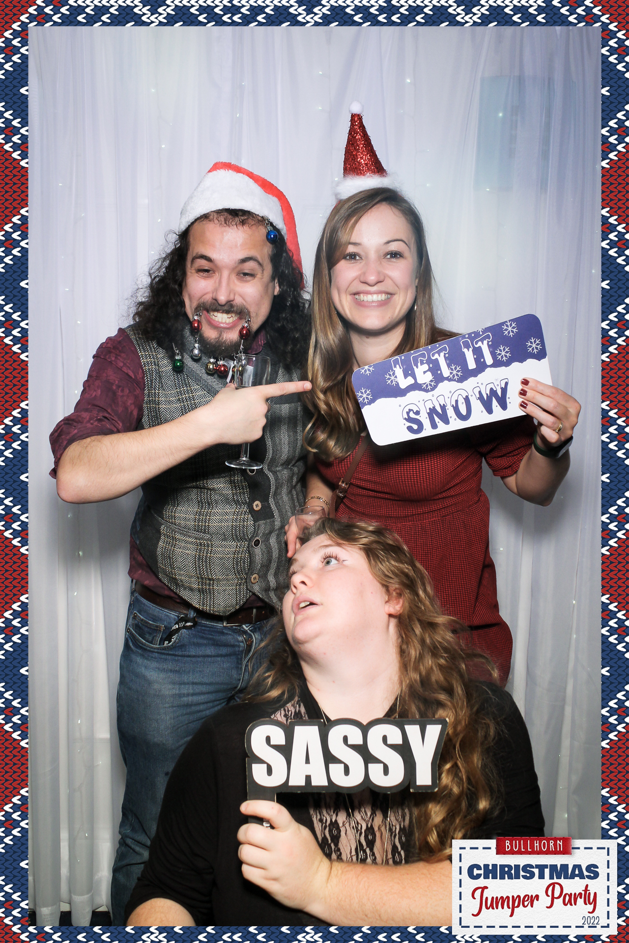 Bullhorn Xmas Party - Selfie Mirror | View more photos from the event at gallery.freshbooths.com/u/FreshBooths/Bullhorn-Xmas-Party-Selfie-Mirror