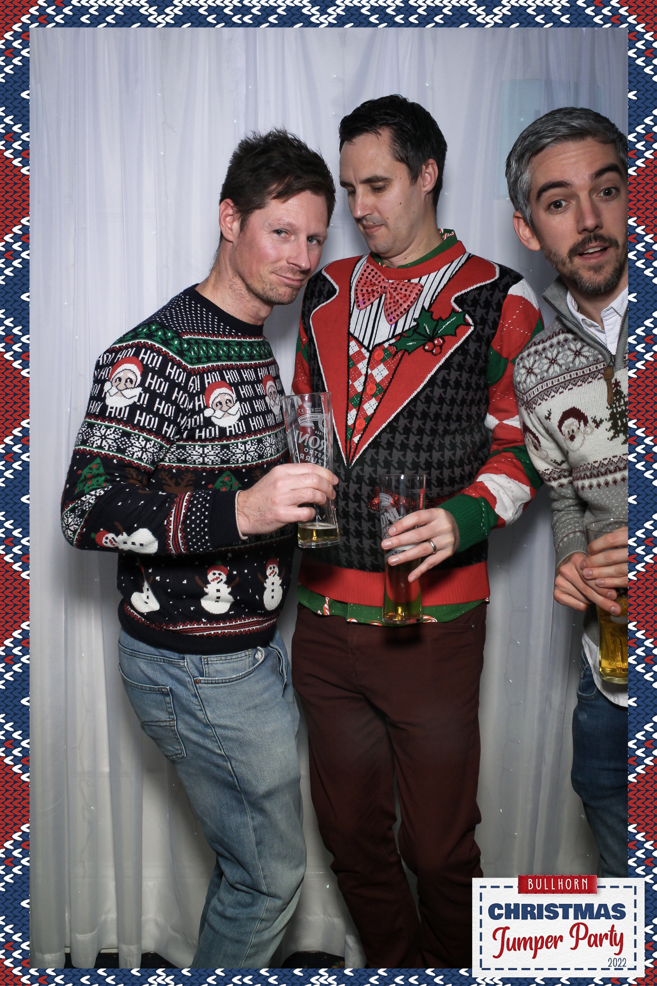 Bullhorn Xmas Party - Selfie Mirror | View more photos from the event at gallery.freshbooths.com/u/FreshBooths/Bullhorn-Xmas-Party-Selfie-Mirror