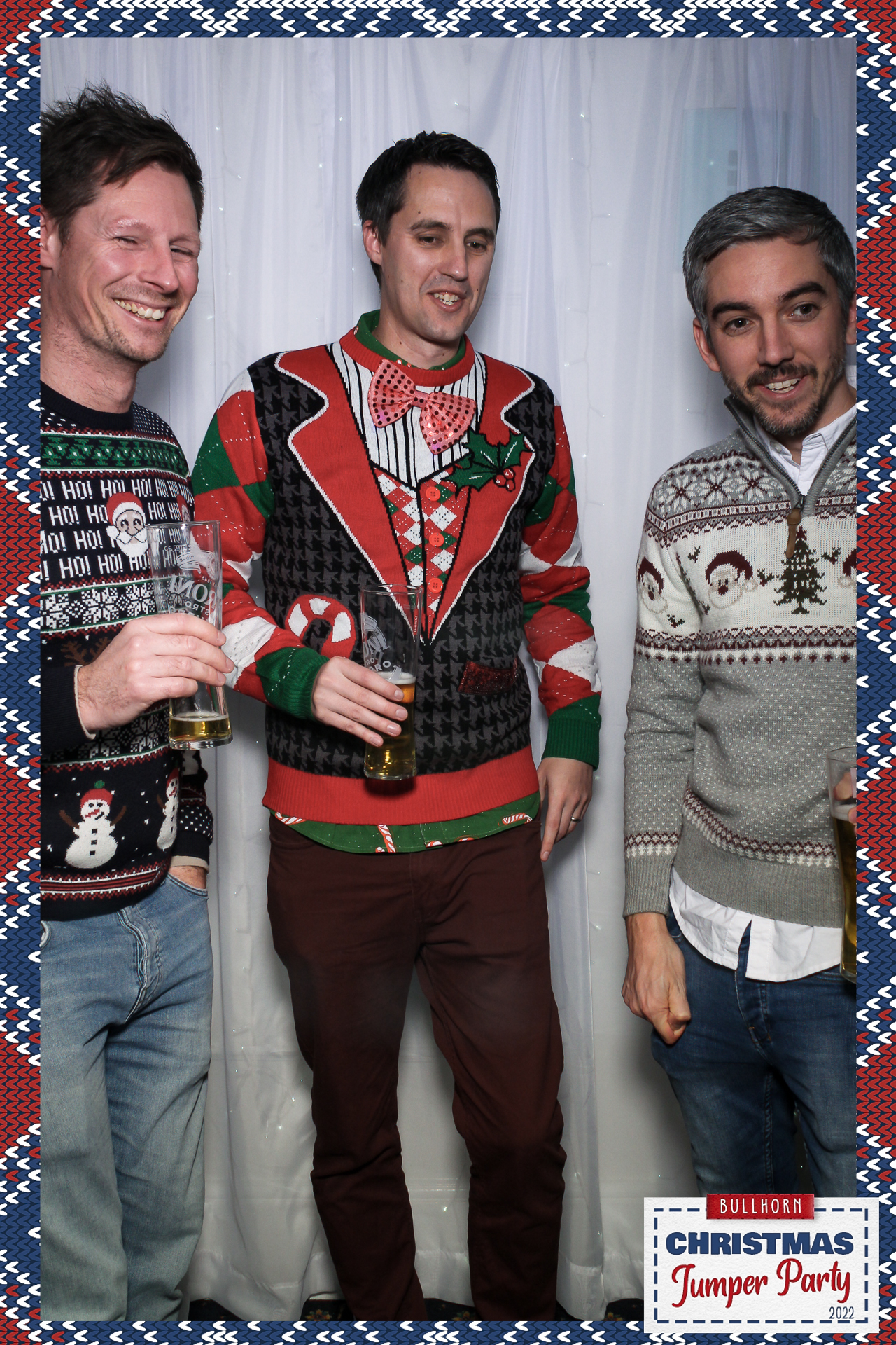 Bullhorn Xmas Party - Selfie Mirror | View more photos from the event at gallery.freshbooths.com/u/FreshBooths/Bullhorn-Xmas-Party-Selfie-Mirror